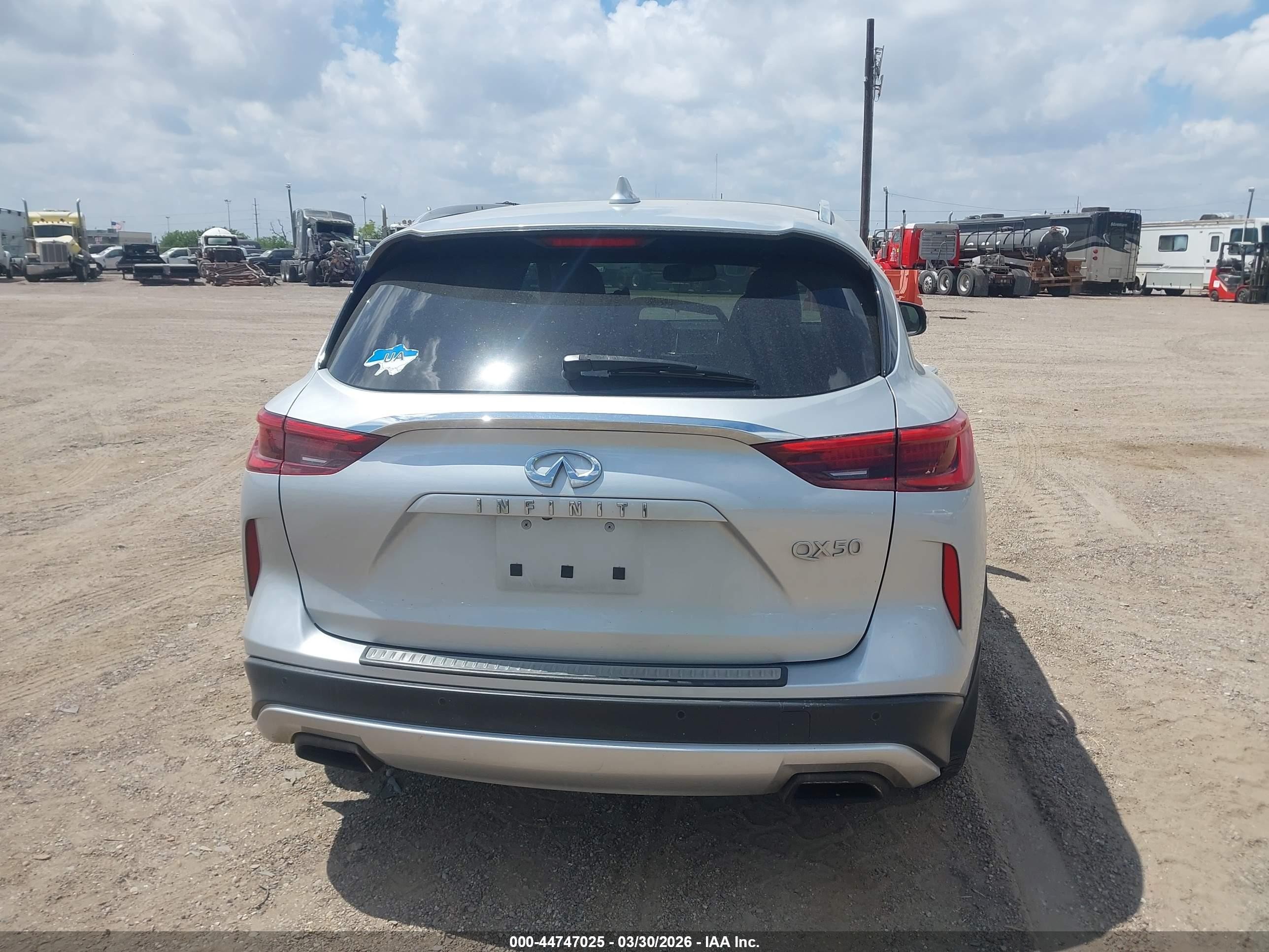 2019 Infiniti Qx50 Essential Silver vin: 3PCAJ5M16KF133142
