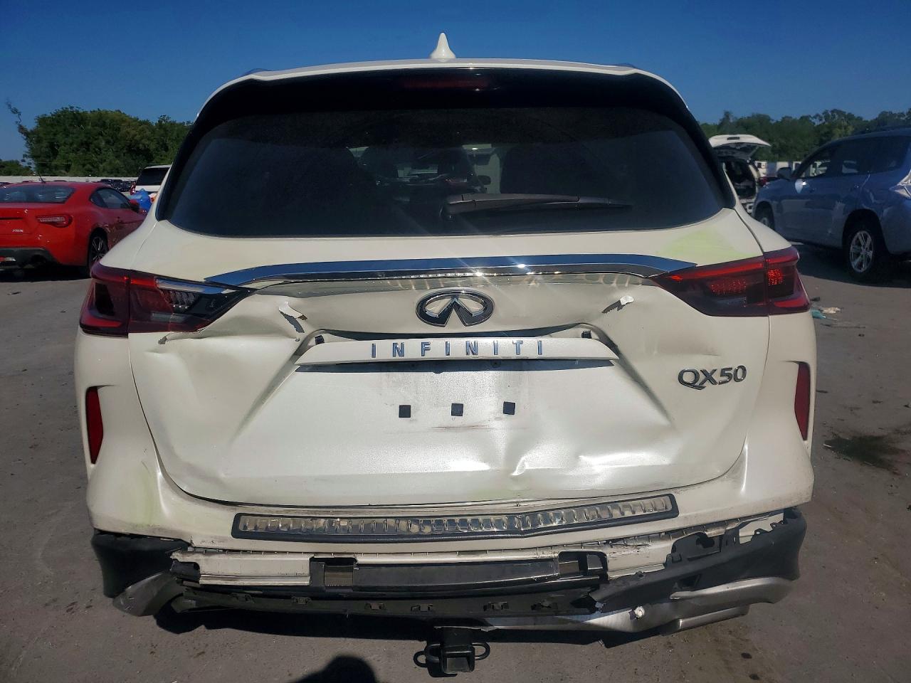 2019 Infiniti Qx50 Luxe Cream vin: 3PCAJ5M17KF134879