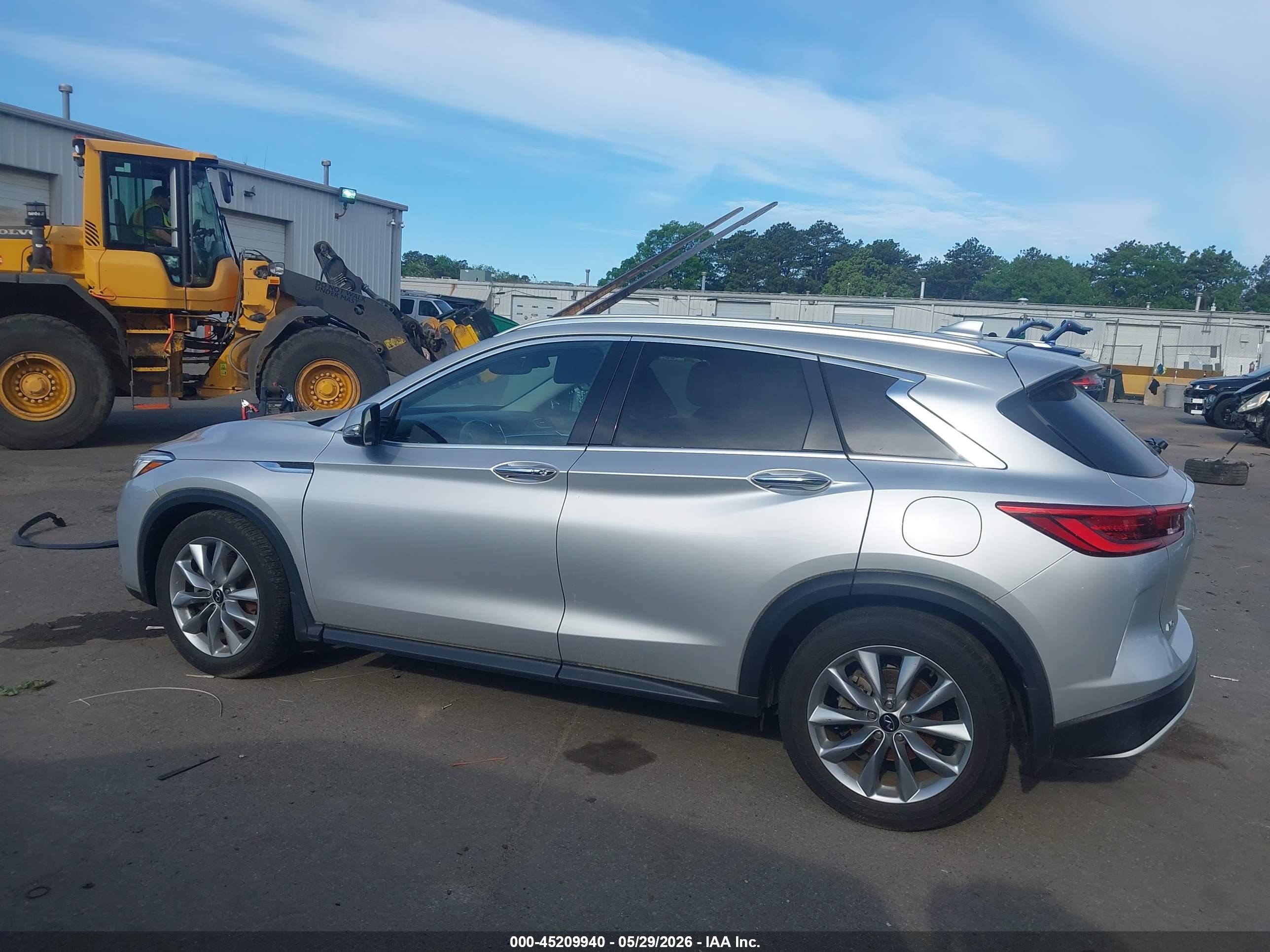 2020 Infiniti Qx50 Luxe Awd Silver vin: 3PCAJ5M33LF100571