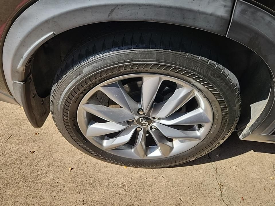 2020 Infiniti Qx50 Luxe Black vin: 3PCAJ5M33LF110937