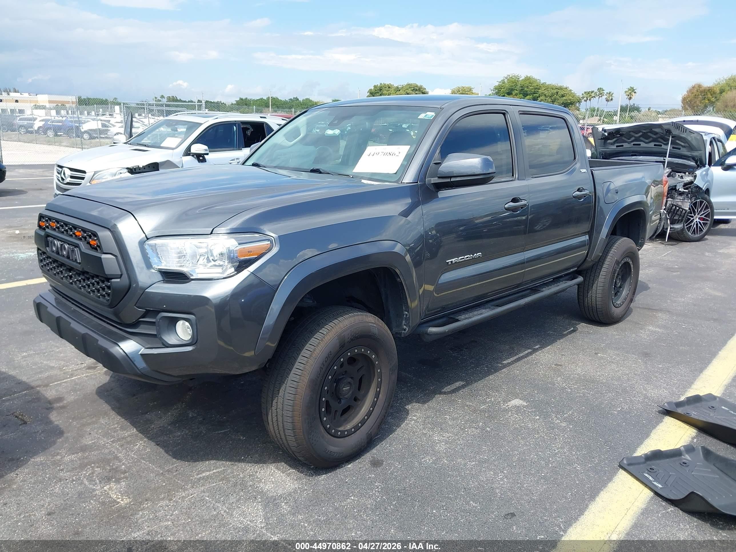 2019 Toyota Tacoma Sr5 V6 Серый vin: 3TMAZ5CN2KM095126