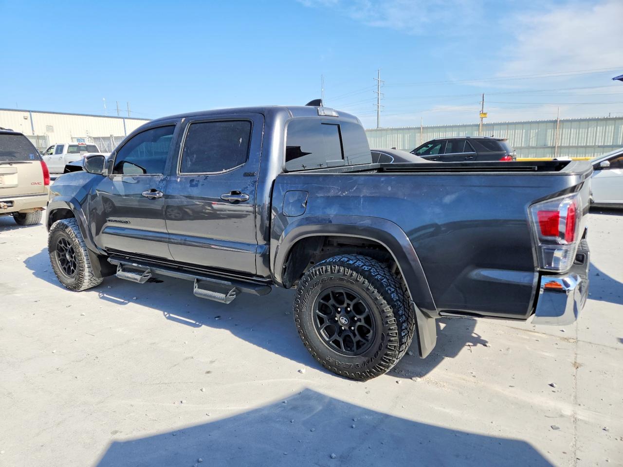 2021 Toyota Tacoma Sr5 V6 Серый vin: 3TMAZ5CN2MM159457