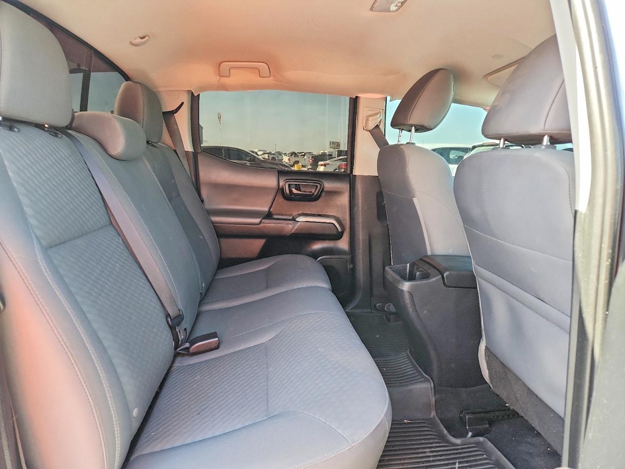 2021 Toyota Tacoma Sr5 V6 Серый vin: 3TMAZ5CN2MM159457