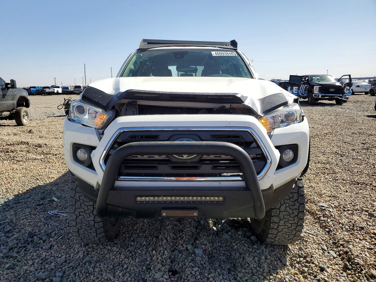 2019 Toyota Tacoma Sr5 V6 Белый vin: 3TMAZ5CN3KM110829