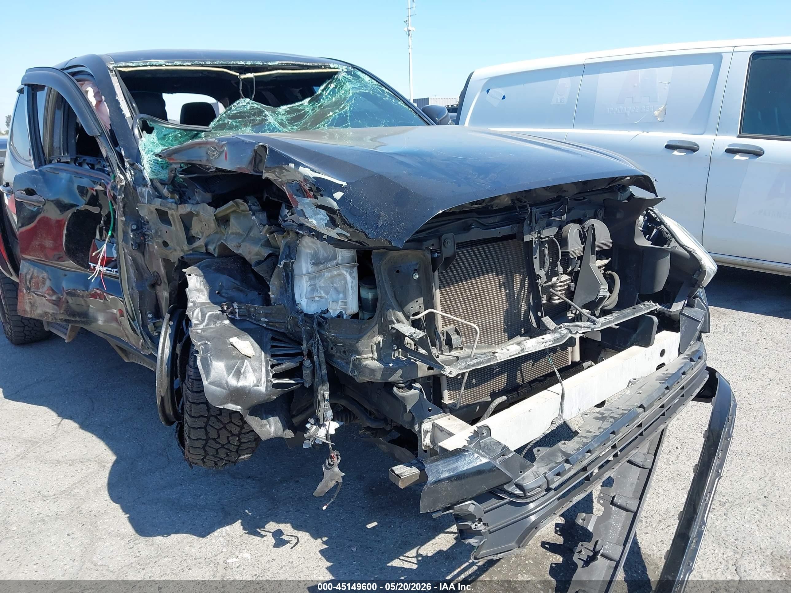 2020 Toyota Tacoma Trd Off-road Black vin: 3TMAZ5CN3LM121850
