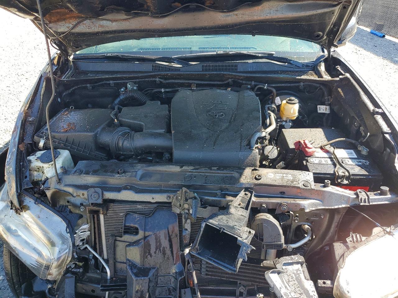 2018 Toyota Tacoma Sr5 V6 Charcoal vin: 3TMAZ5CN5JM075757