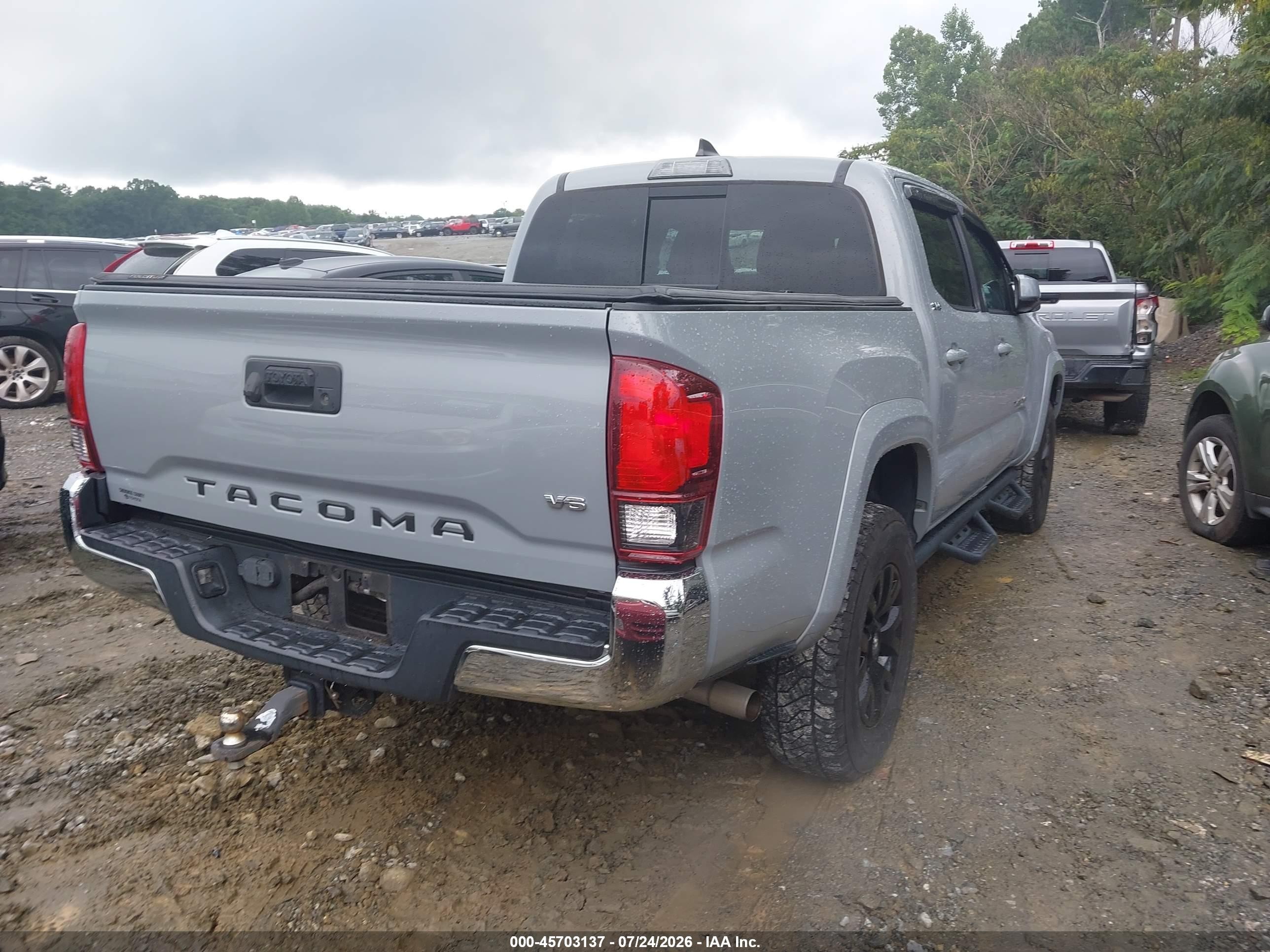 2019 Toyota Tacoma Sr5 V6 Серебряный vin: 3TMAZ5CN5KM093371