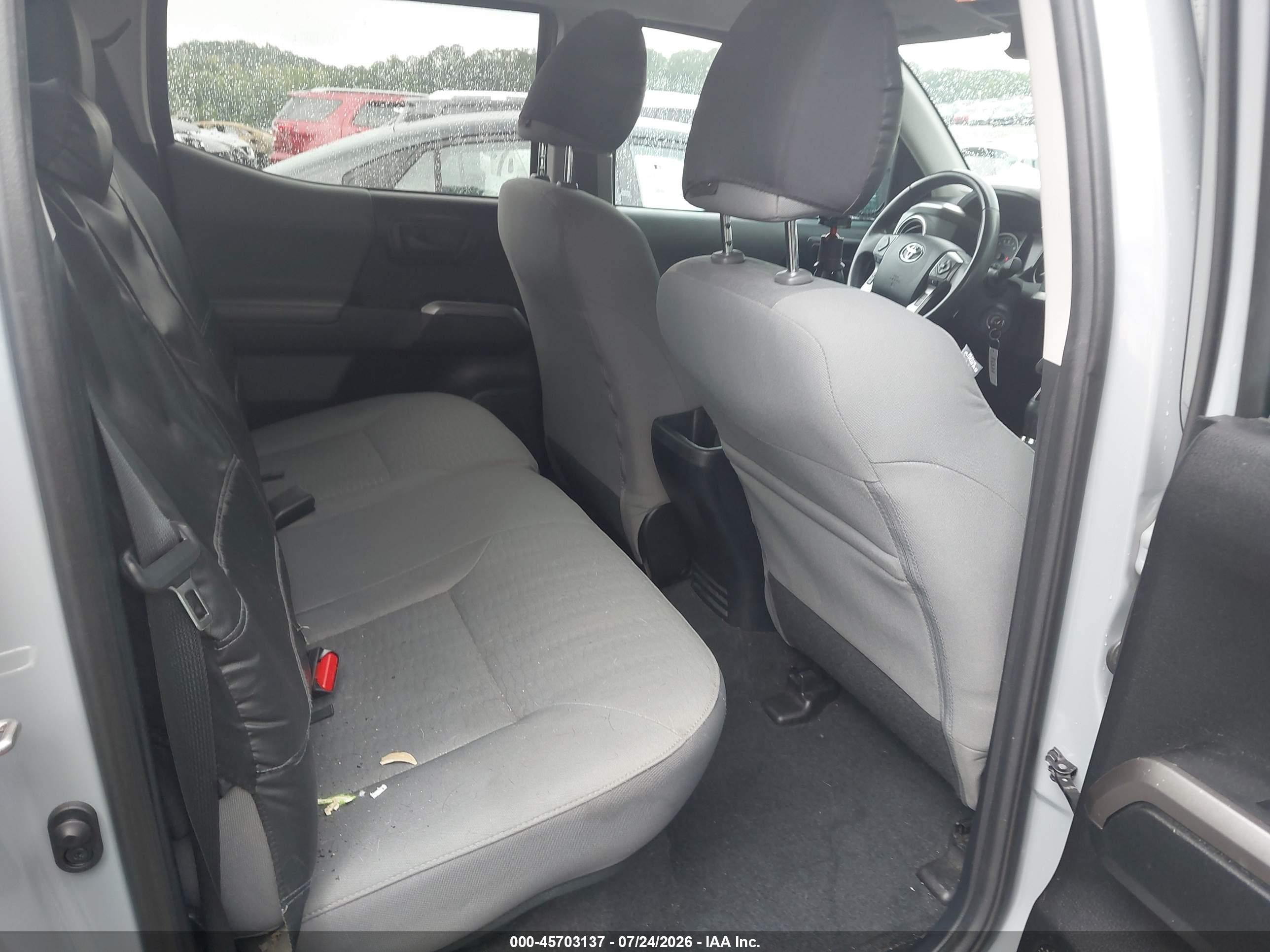 2019 Toyota Tacoma Sr5 V6 Серебряный vin: 3TMAZ5CN5KM093371