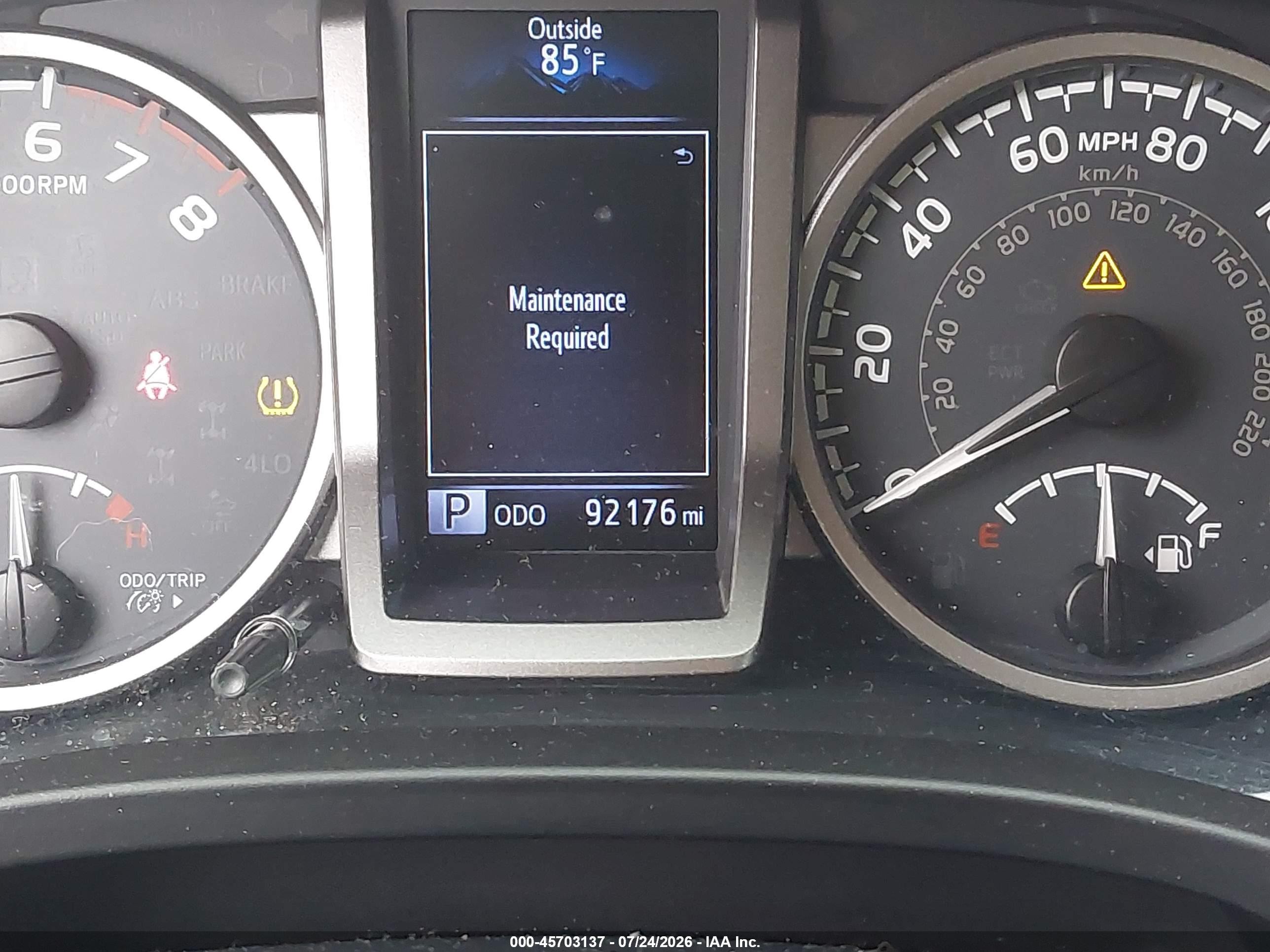 2019 Toyota Tacoma Sr5 V6 Серебряный vin: 3TMAZ5CN5KM093371