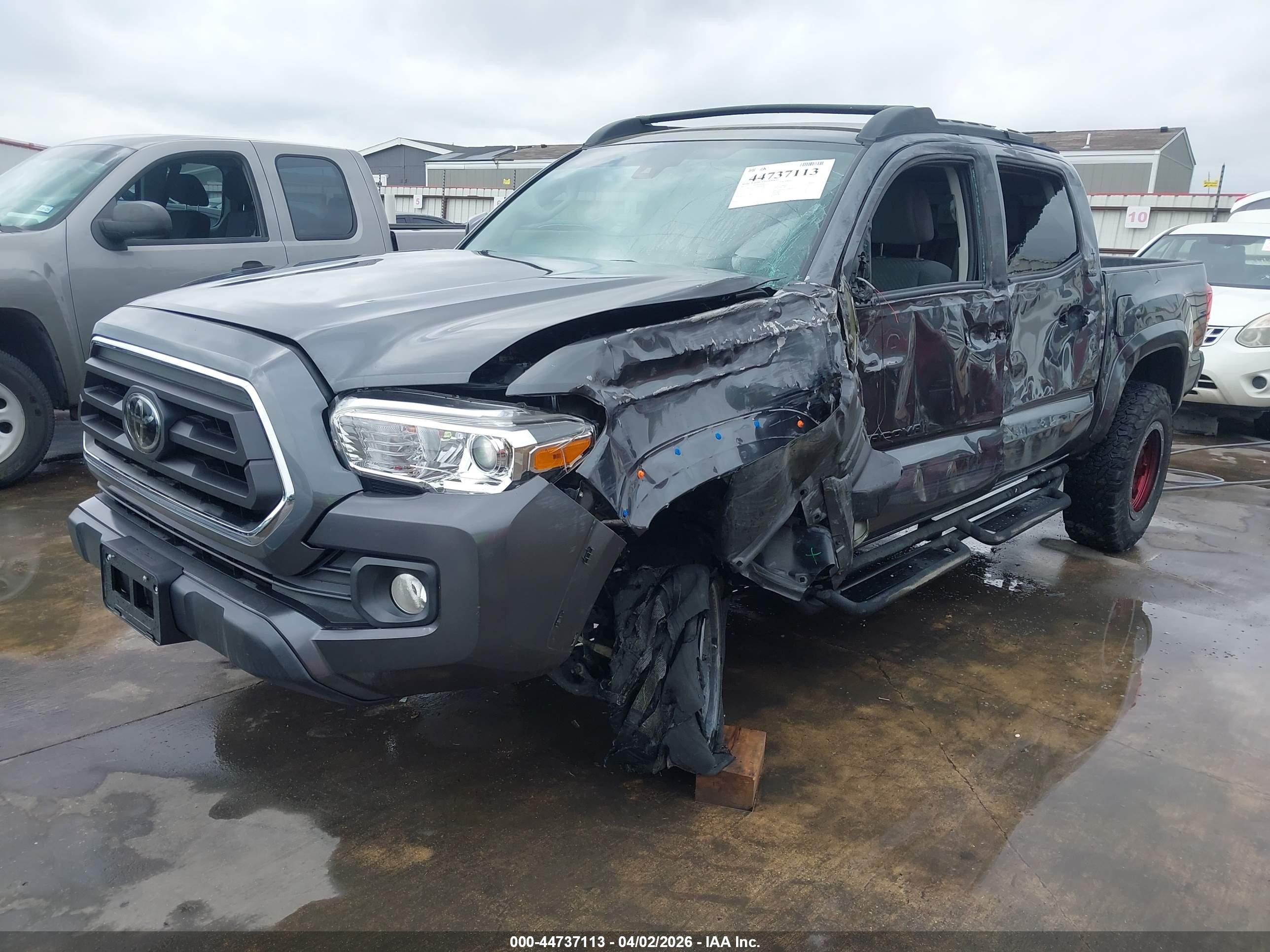 2021 Toyota Tacoma Sr5 V6 Серый vin: 3TMAZ5CN5MM160084