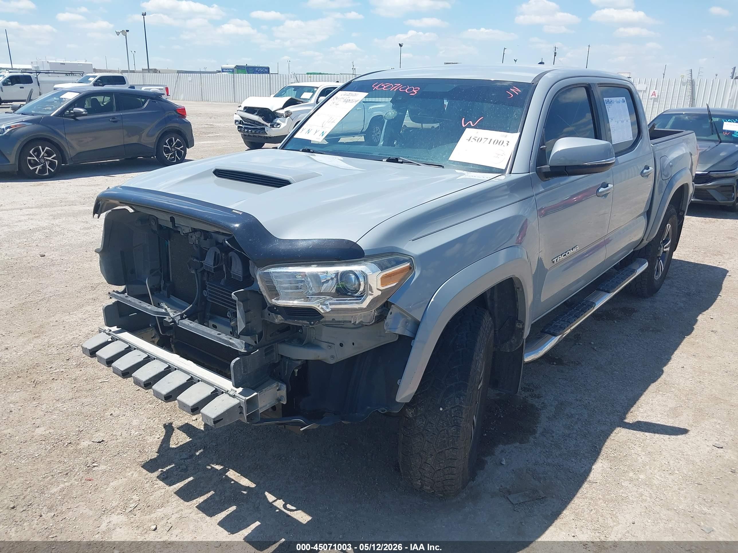 2019 Toyota Tacoma Trd Sport Серый vin: 3TMAZ5CN6KM080600