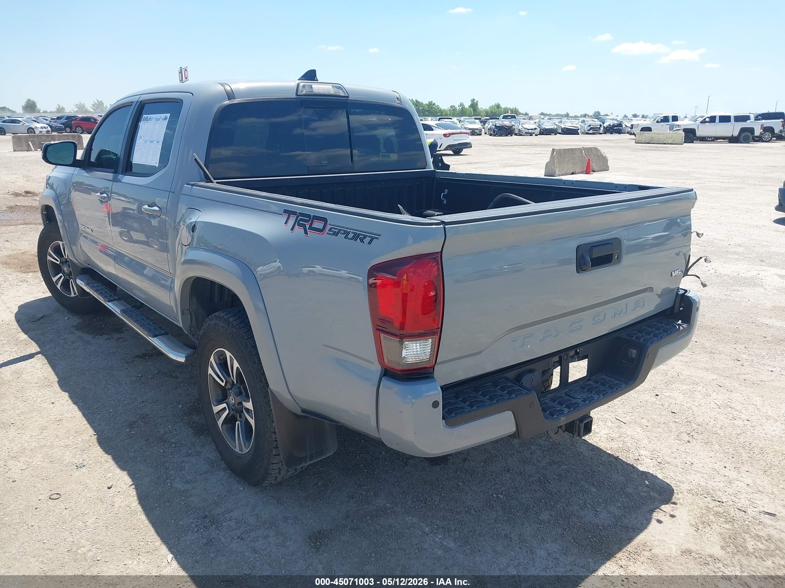 2019 Toyota Tacoma Trd Sport Серый vin: 3TMAZ5CN6KM080600