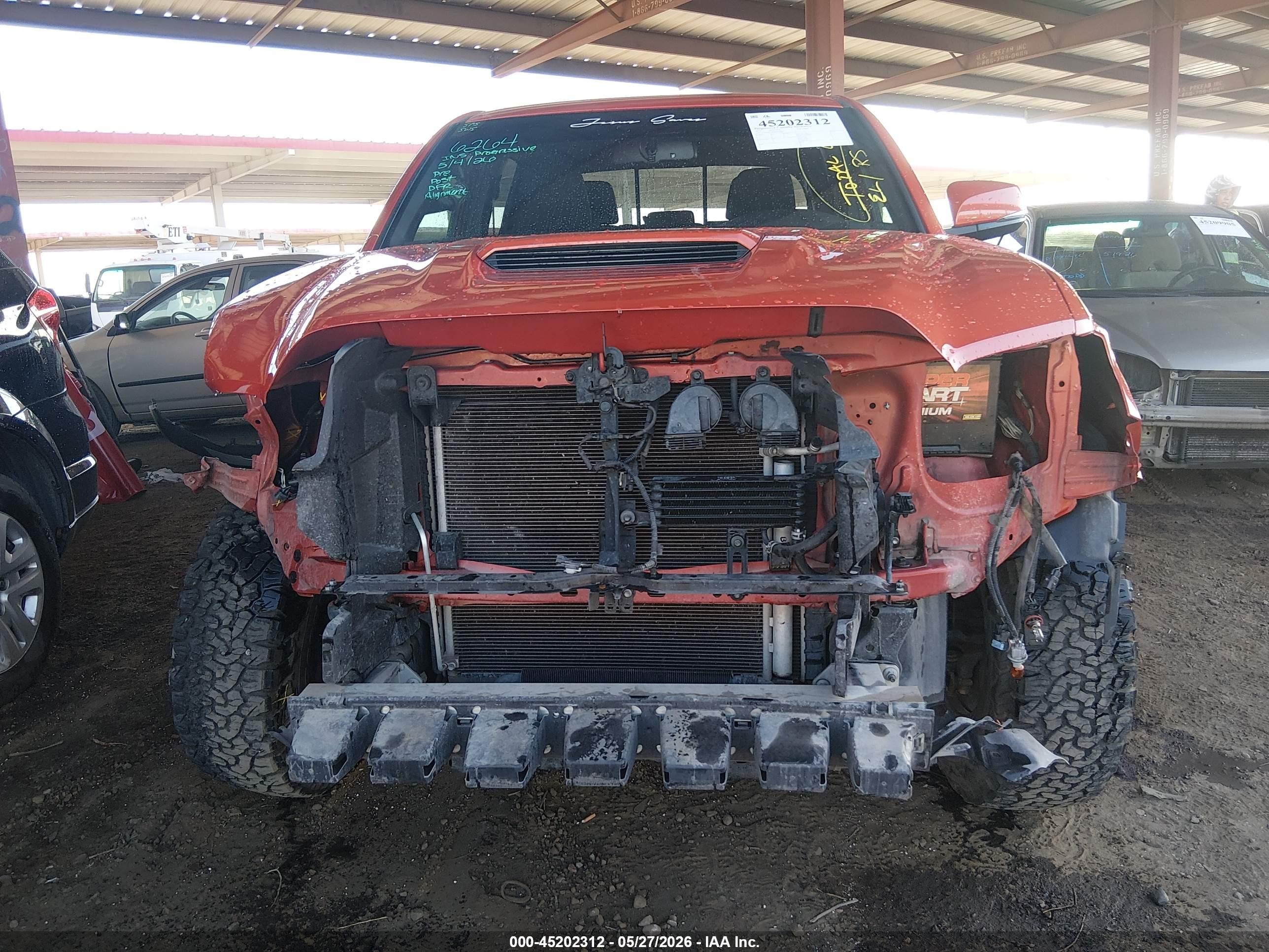 2017 Toyota Tacoma Trd Sport Orange vin: 3TMAZ5CN8HM034565