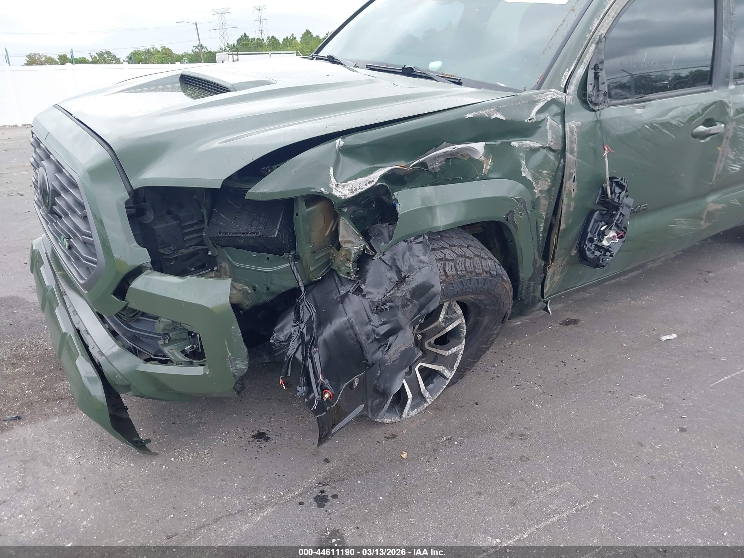 2021 Toyota Tacoma Trd Sport Зеленый vin: 3TMAZ5CN8MM157258