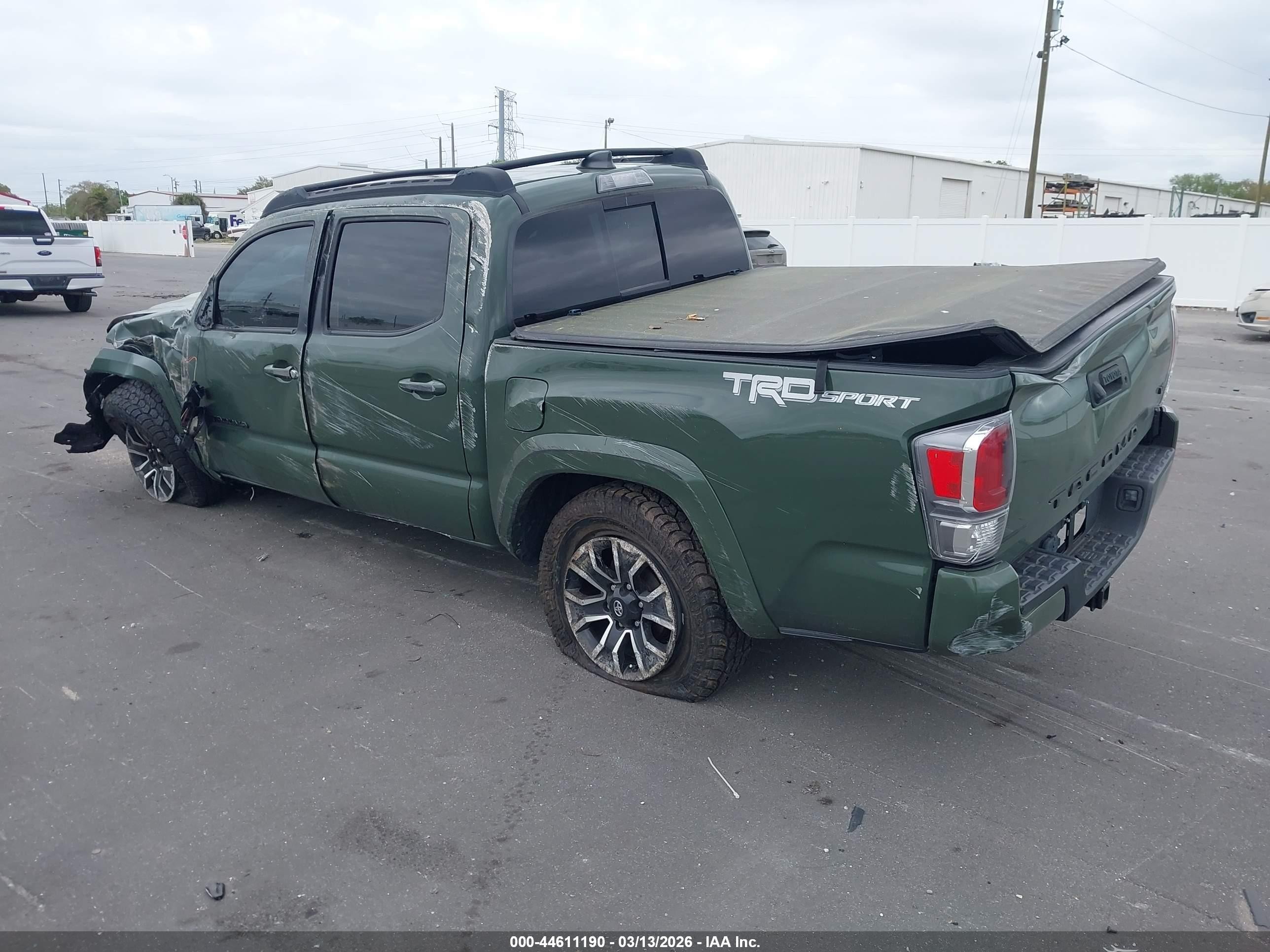 2021 Toyota Tacoma Trd Sport Зеленый vin: 3TMAZ5CN8MM157258