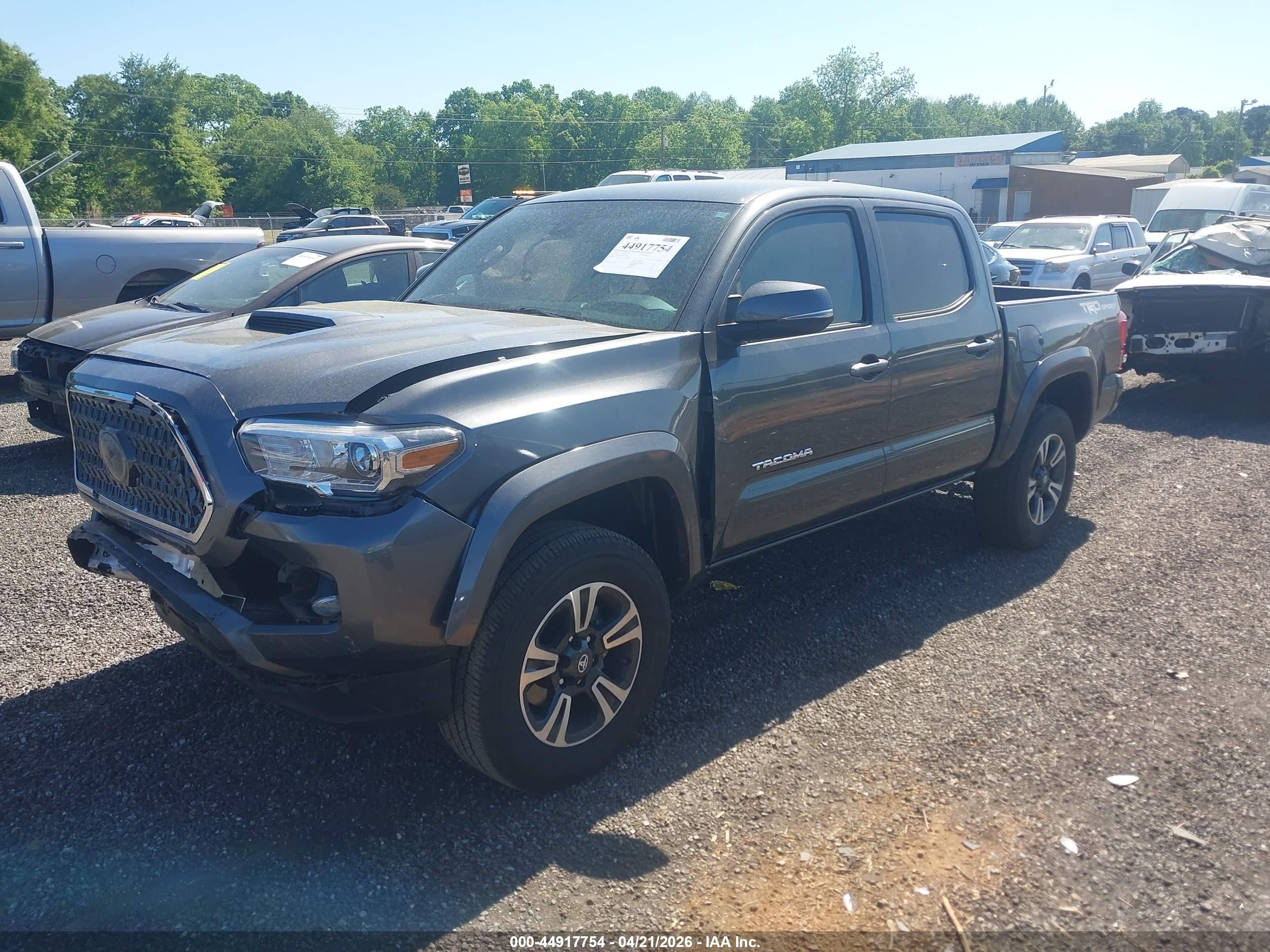 2019 Toyota Tacoma Trd Sport Gray vin: 3TMAZ5CN9KM099786