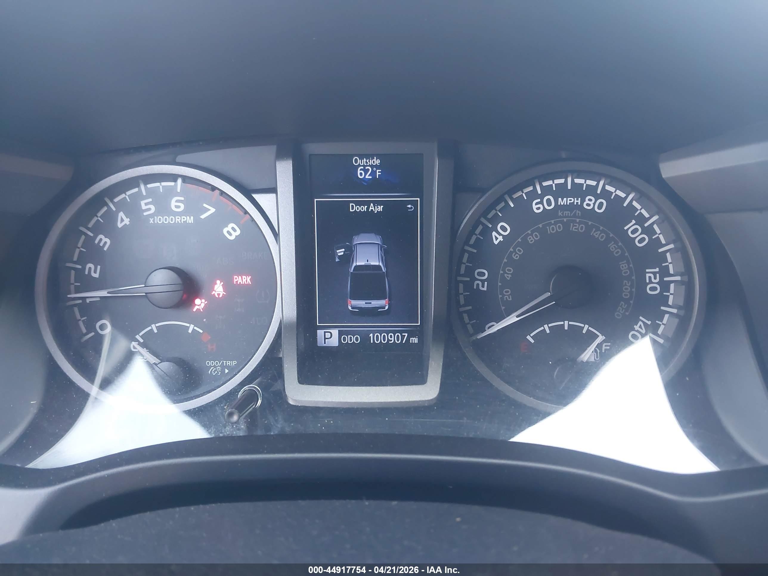 2019 Toyota Tacoma Trd Sport Gray vin: 3TMAZ5CN9KM099786