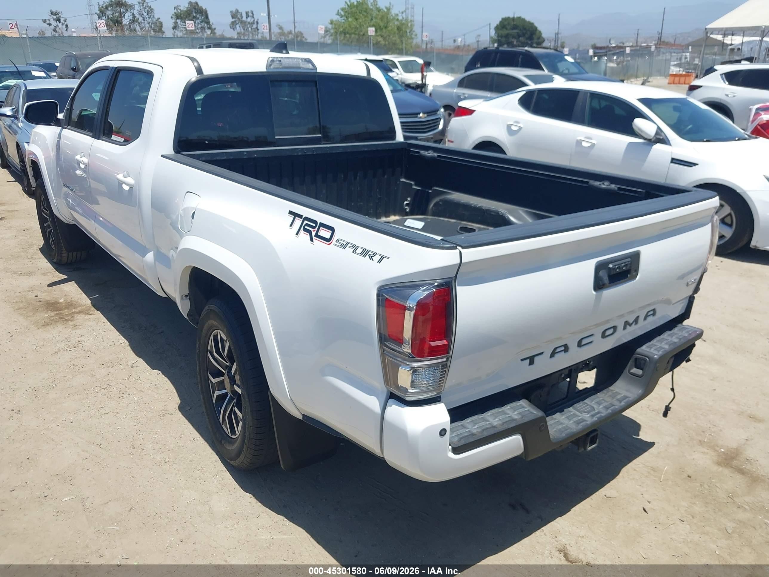 2020 Toyota Tacoma Trd Sport White vin: 3TMBZ5DN0LM025693