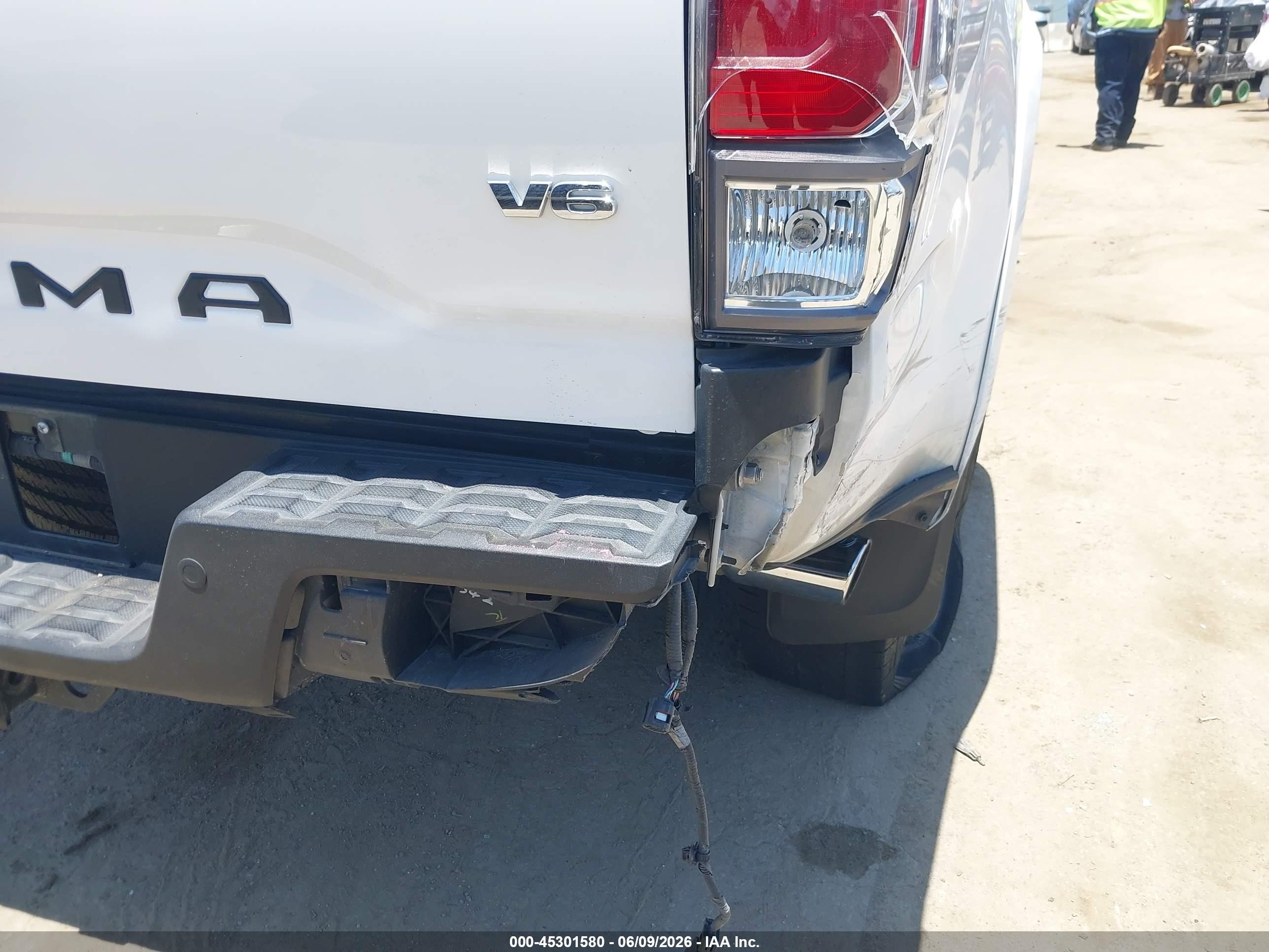 2020 Toyota Tacoma Trd Sport White vin: 3TMBZ5DN0LM025693