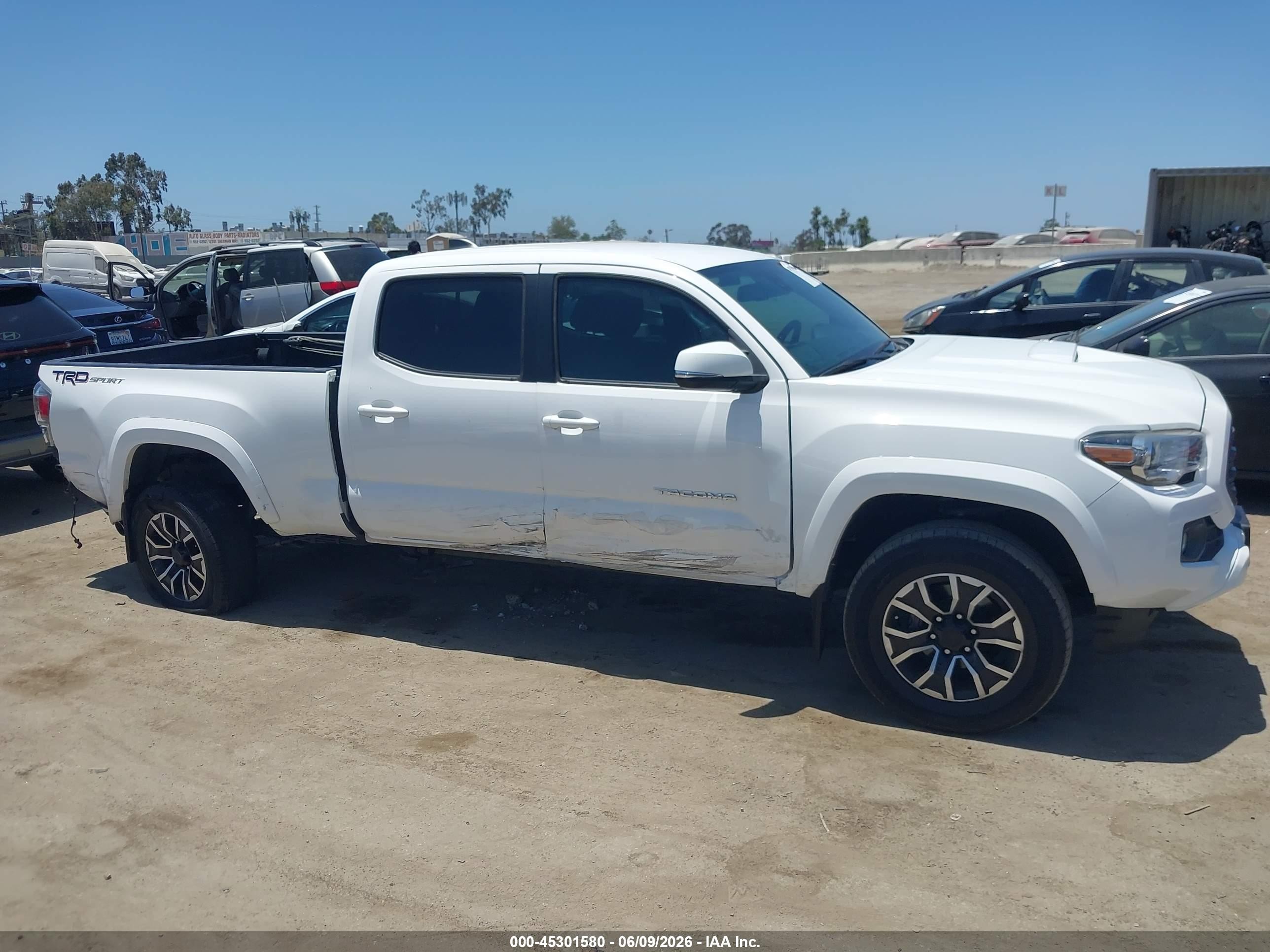 2020 Toyota Tacoma Trd Sport White vin: 3TMBZ5DN0LM025693