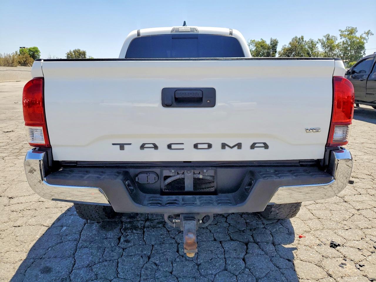 2022 Toyota Tacoma Sr5 V6 White vin: 3TMBZ5DN2NM036553