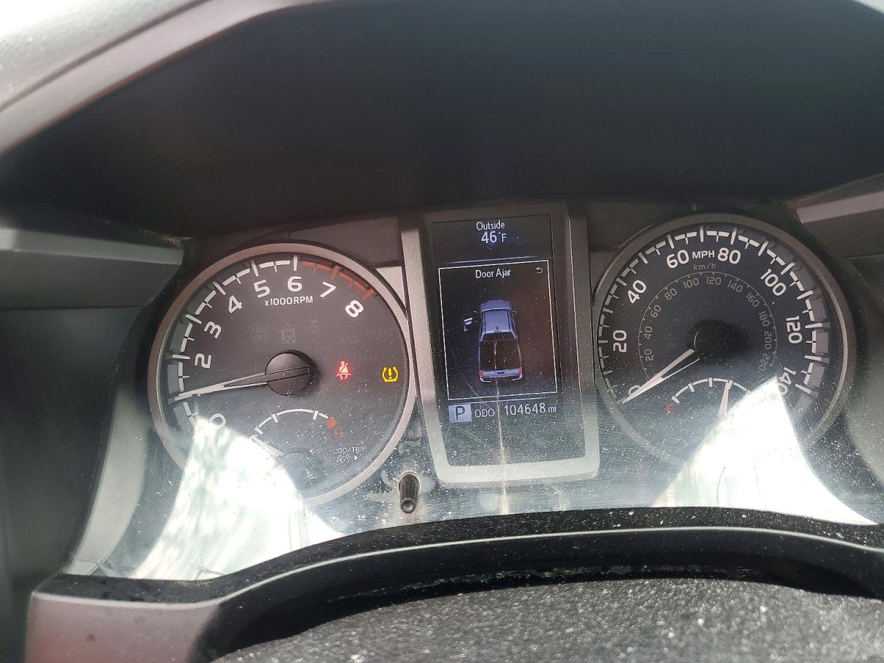 2016 Toyota Tacoma Sr5 V6 Silver vin: 3TMBZ5DN7GM004121