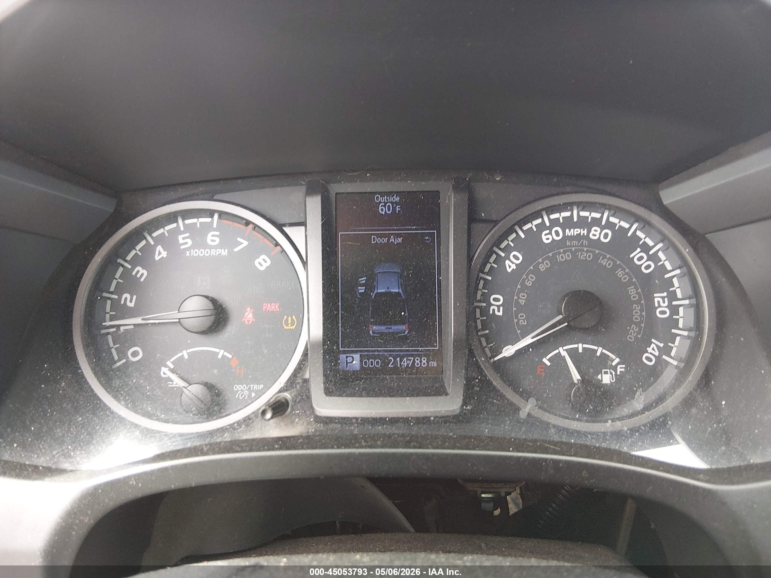 2017 Toyota Tacoma Trd Sport Gray vin: 3TMCZ5AN0HM044129