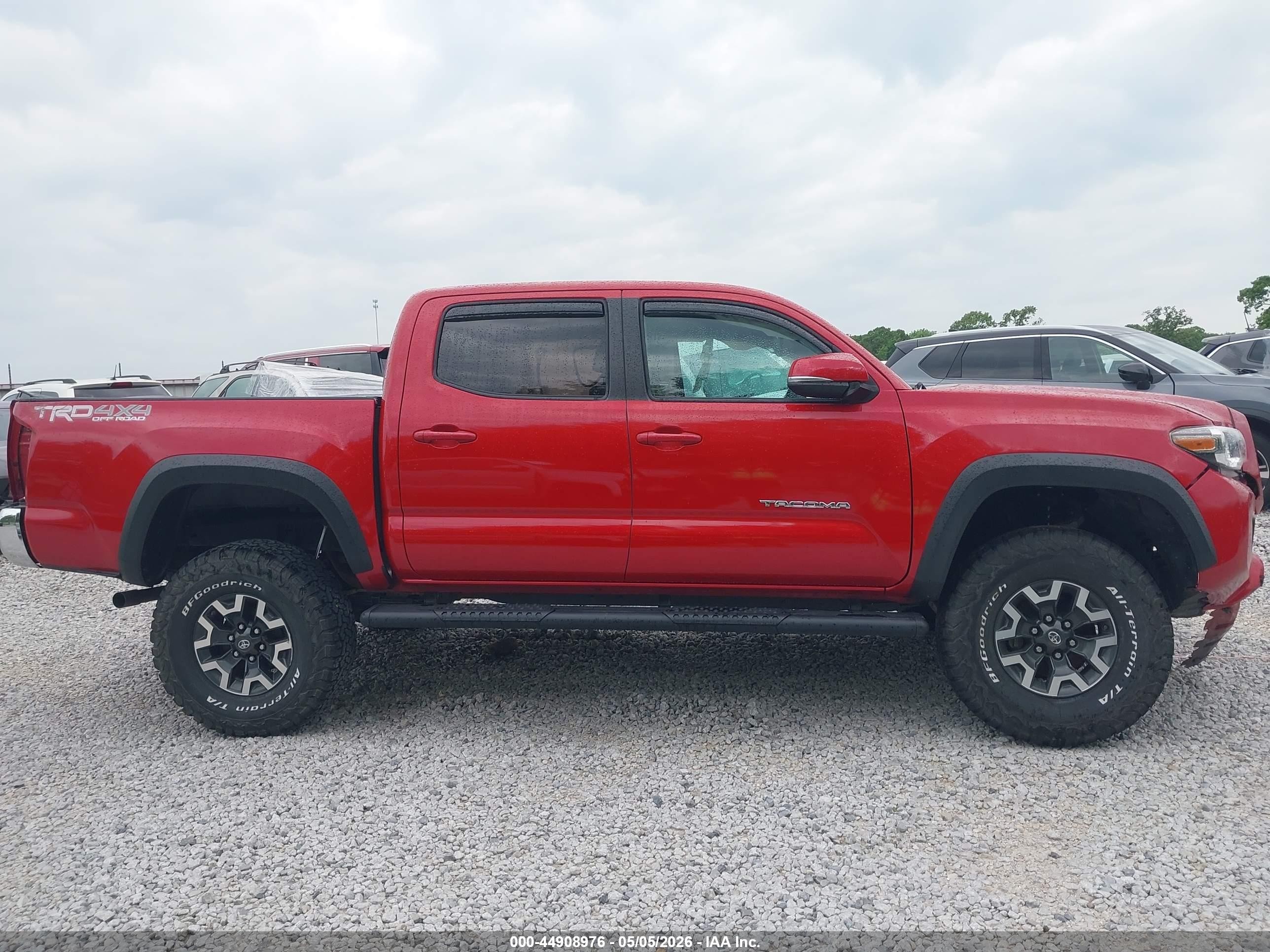 2017 Toyota Tacoma Trd Off Road Red vin: 3TMCZ5AN0HM061707