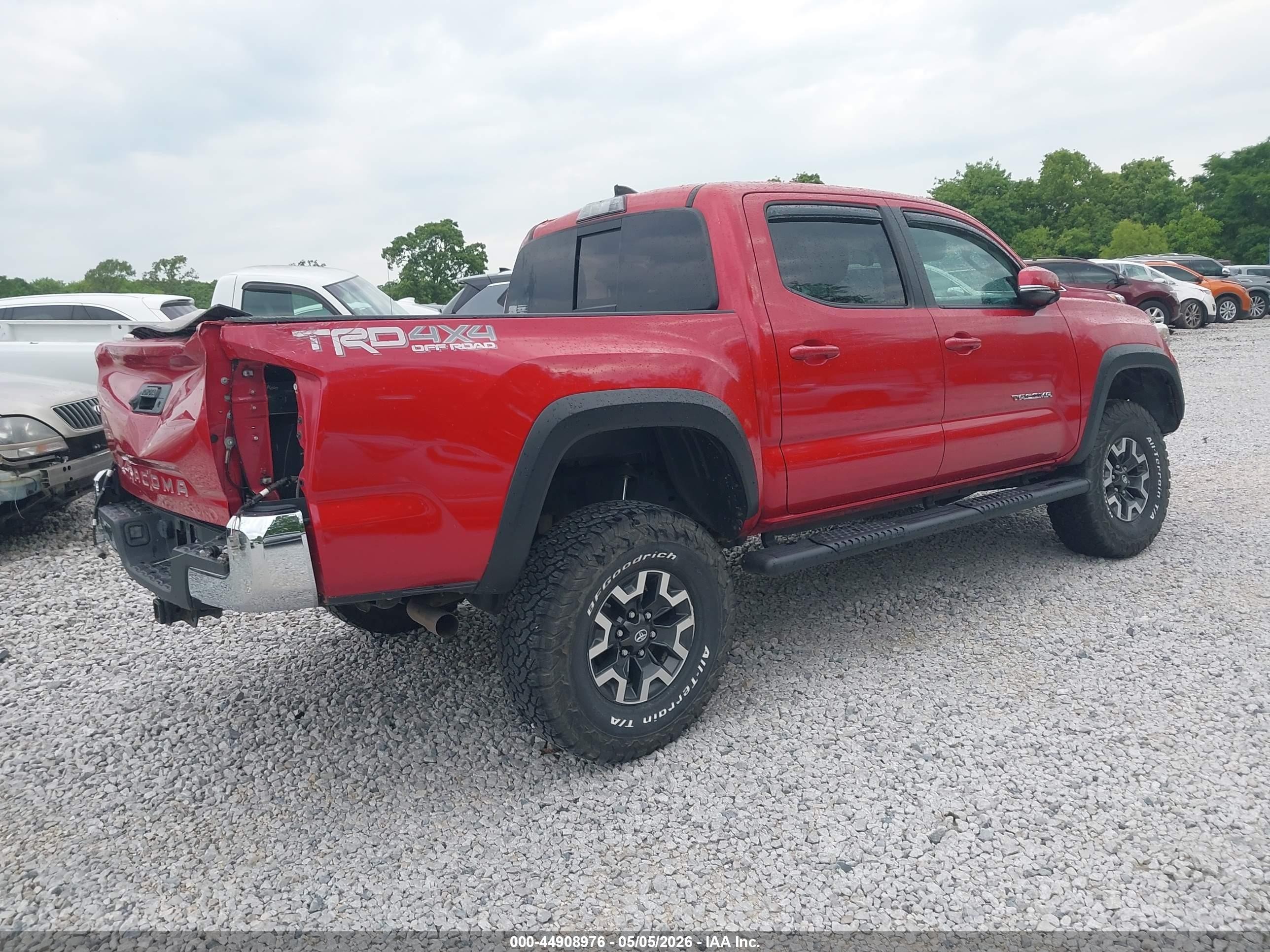 2017 Toyota Tacoma Trd Off Road Red vin: 3TMCZ5AN0HM061707