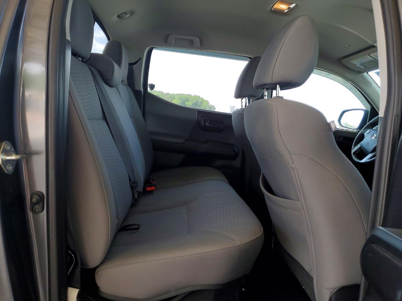 2019 Toyota Tacoma Sr V6 Gray vin: 3TMCZ5AN0KM201102