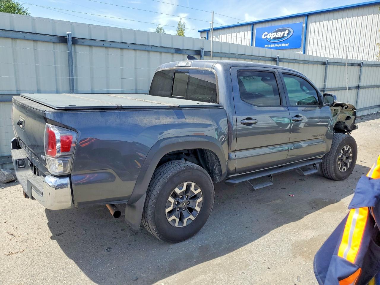2021 Toyota Tacoma Trd Off-road Charcoal vin: 3TMCZ5AN0MM393592