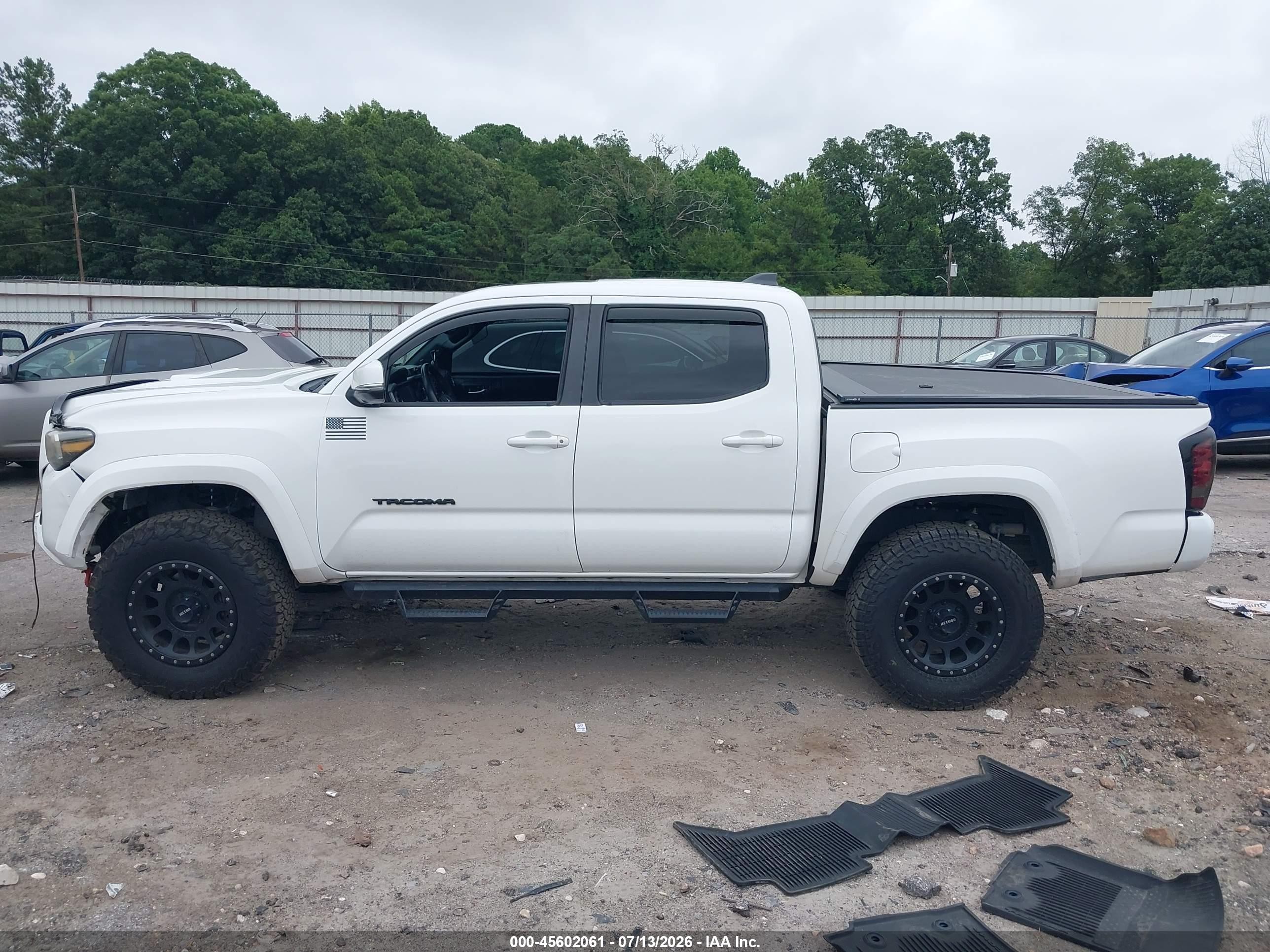 2021 Toyota Tacoma Trd Sport Белый vin: 3TMCZ5AN0MM445528
