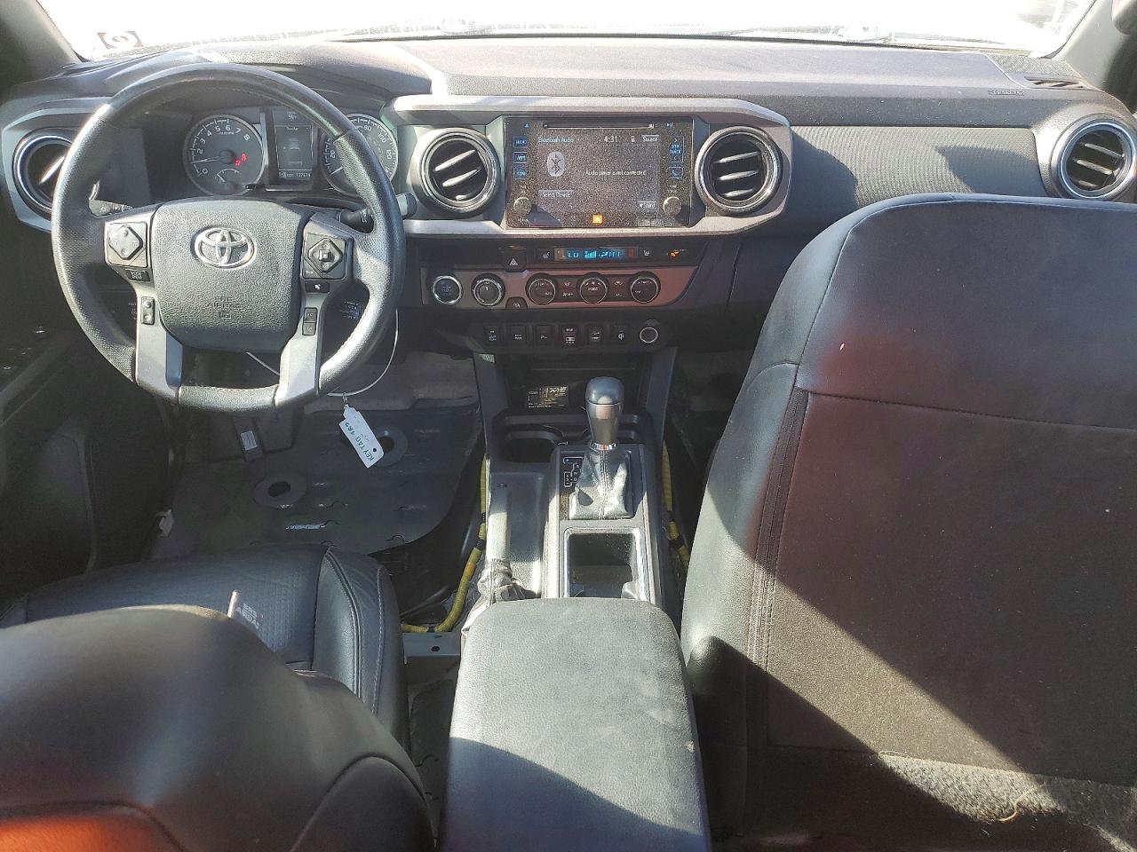 2018 Toyota Tacoma Trd Sport Gray vin: 3TMCZ5AN1JM155861
