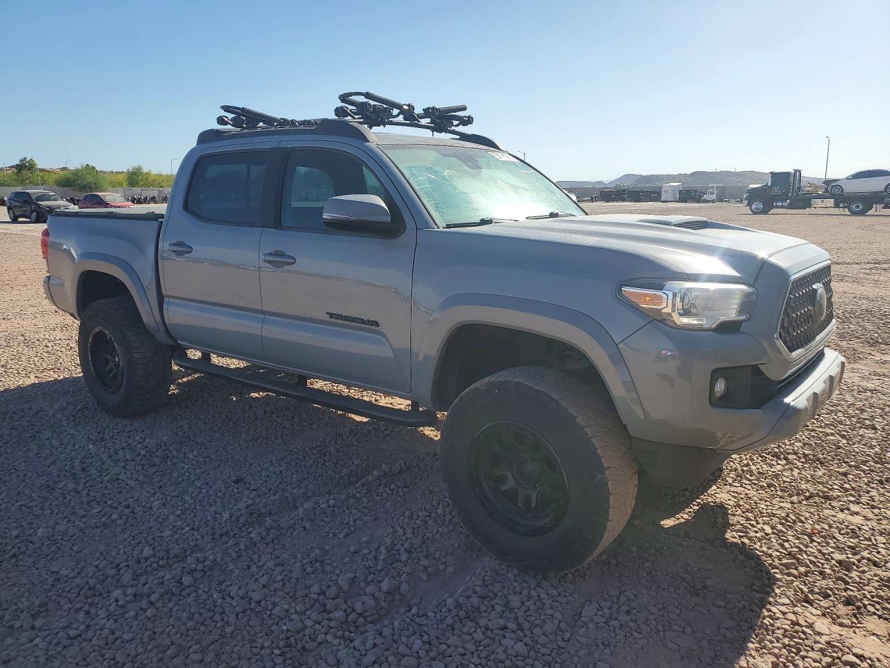 2018 Toyota Tacoma Trd Sport Gray vin: 3TMCZ5AN1JM155861