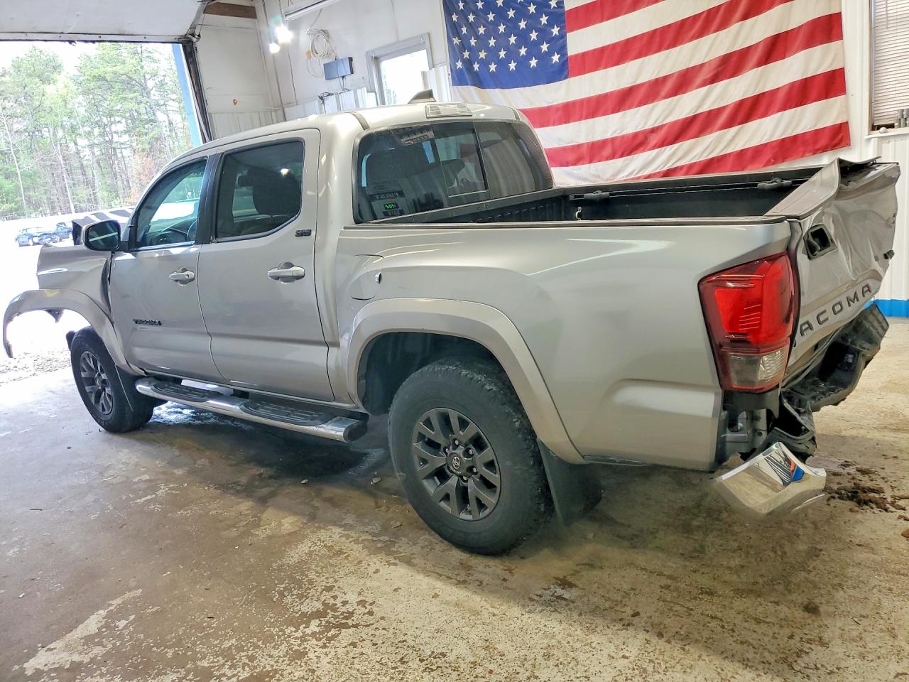 2020 Toyota Tacoma Silver vin: 3TMCZ5AN1LM326742