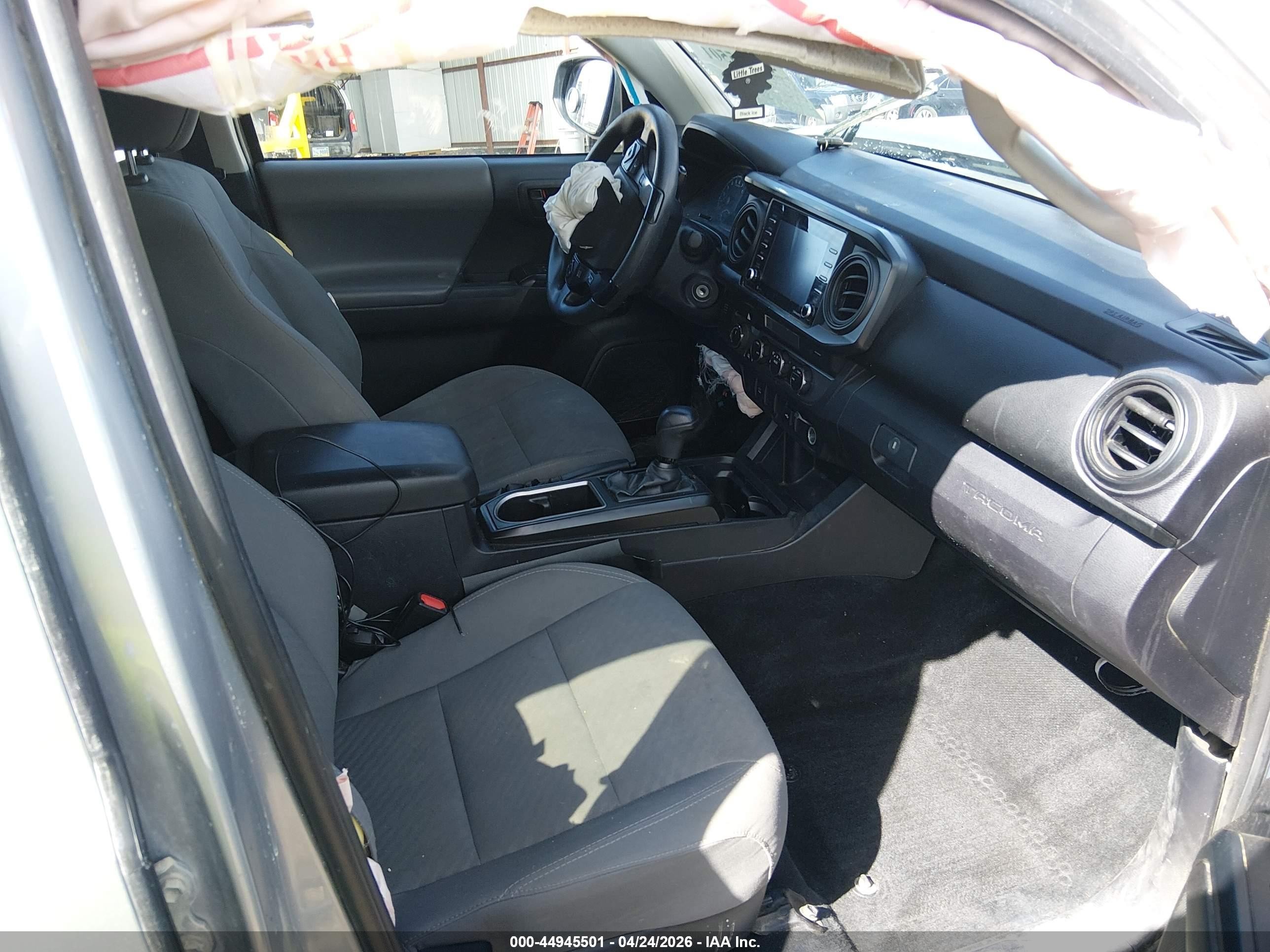 2021 Toyota Tacoma Sr V6 Серебряный vin: 3TMCZ5AN1MM402669