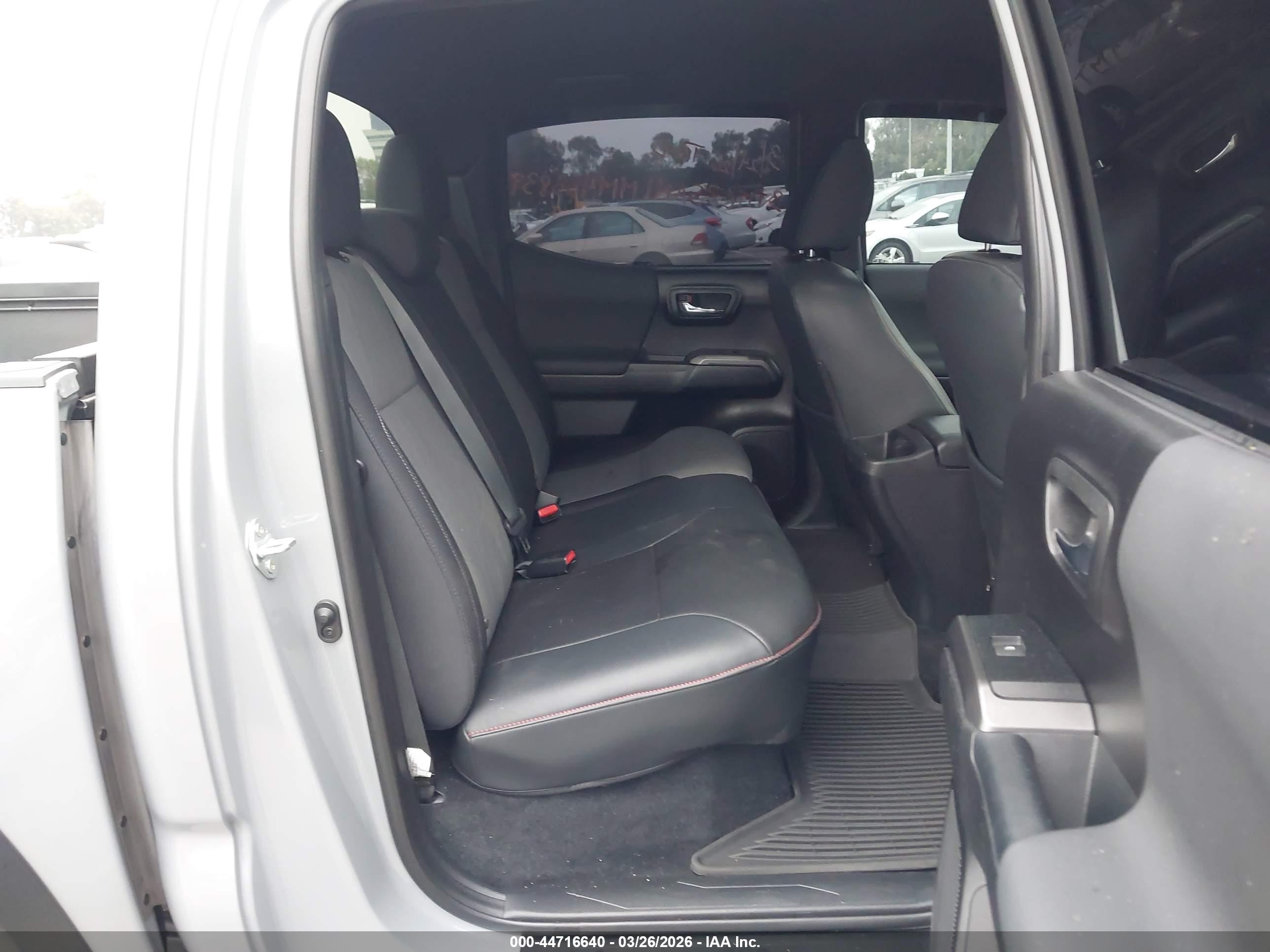 2021 Toyota Tacoma Trd Off-road Серый vin: 3TMCZ5AN1MM433839