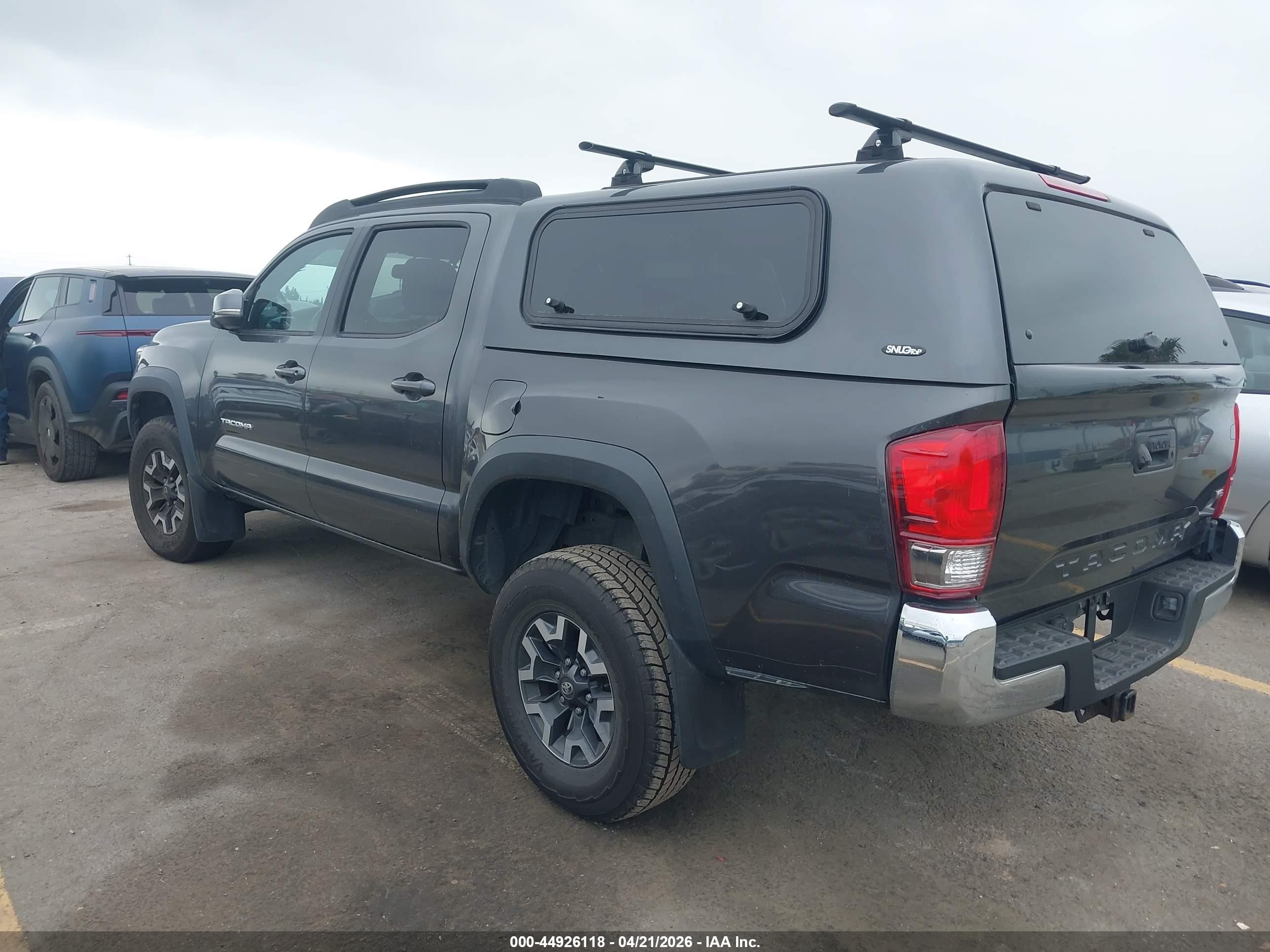 2016 Toyota Tacoma Trd Off Road Gray vin: 3TMCZ5AN2GM026889