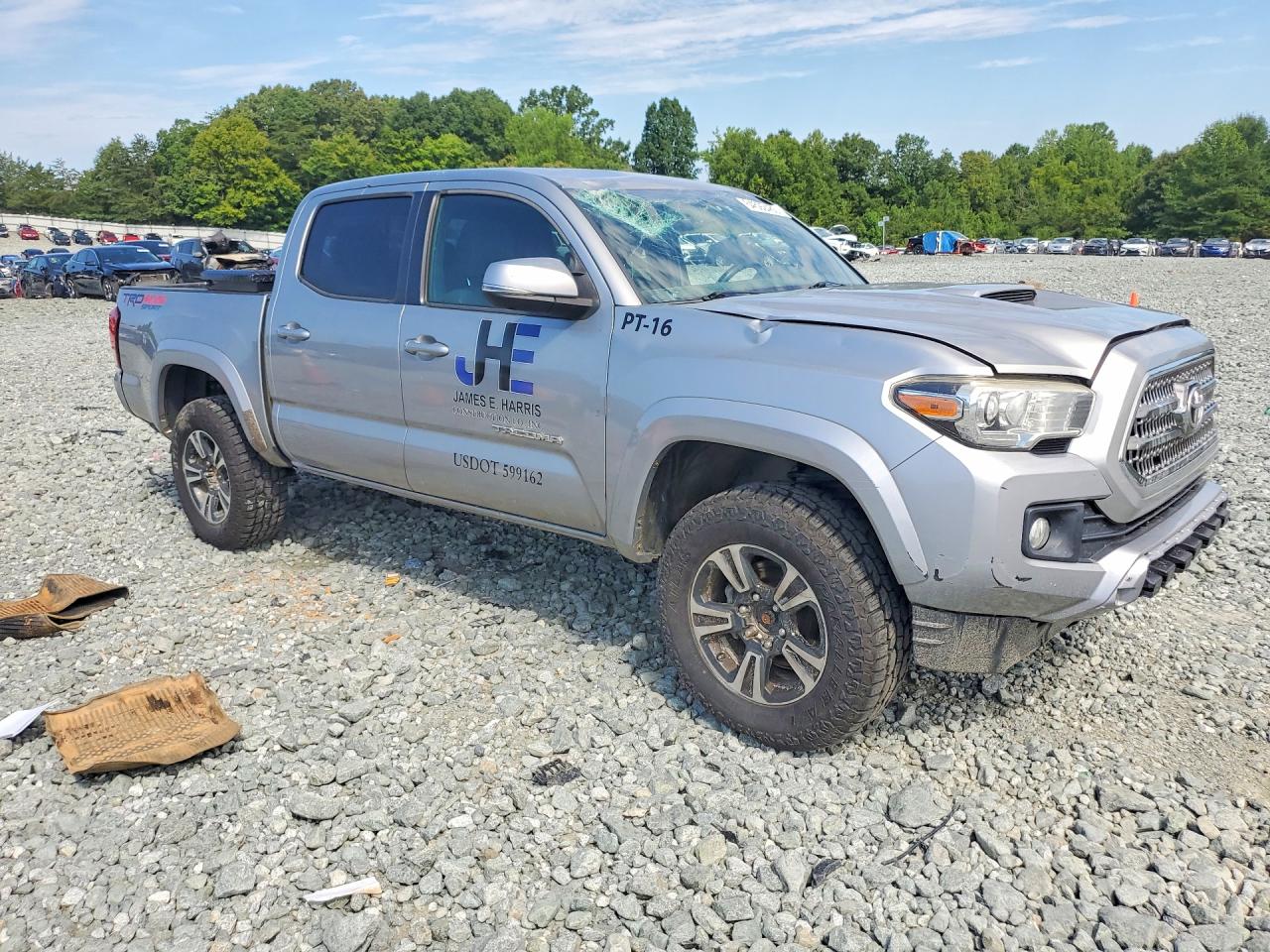 2017 Toyota Tacoma Trd Sport Silver vin: 3TMCZ5AN2HM085457