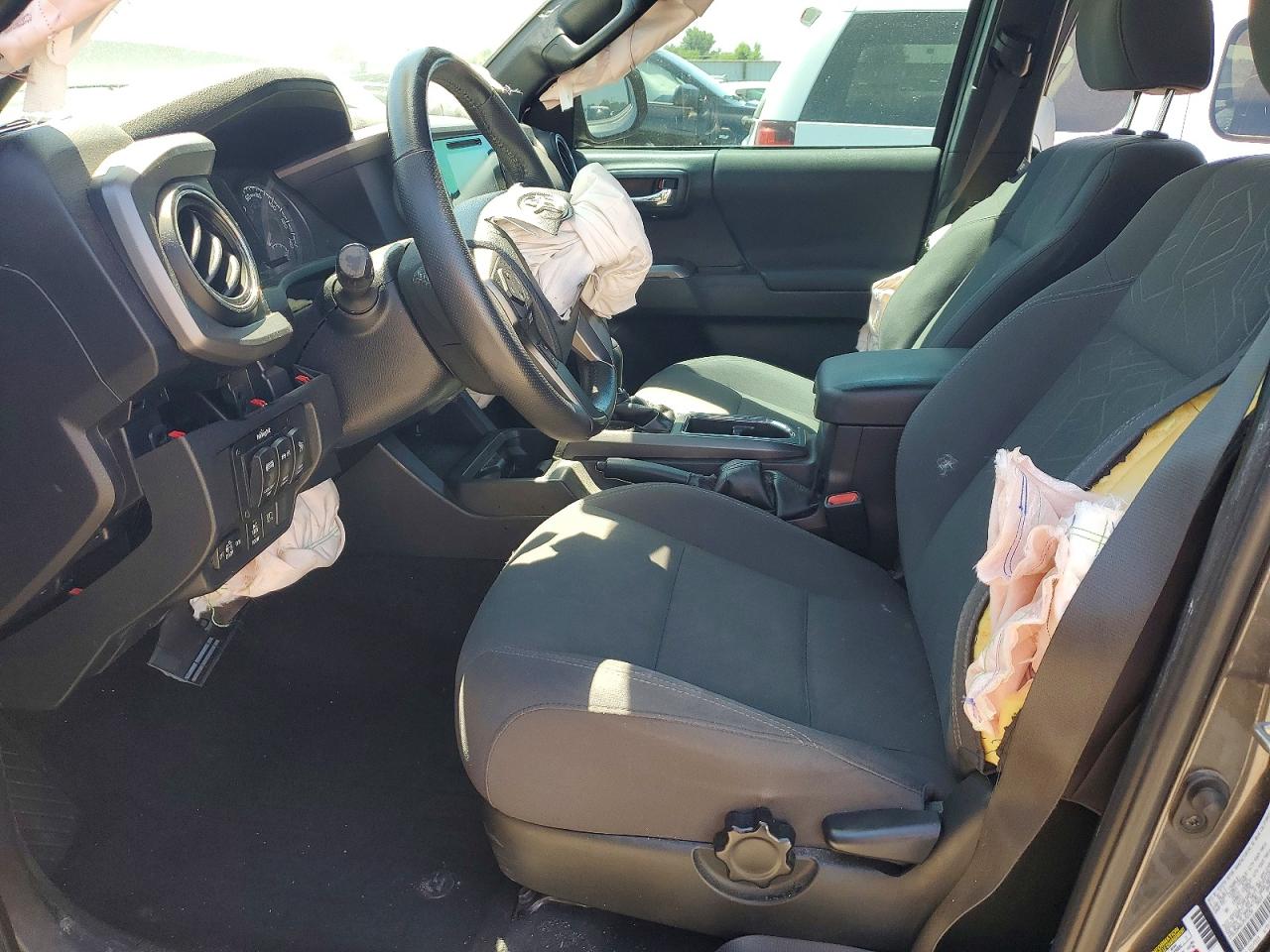 2018 Toyota Tacoma Trd Off-road Charcoal vin: 3TMCZ5AN2JM152158