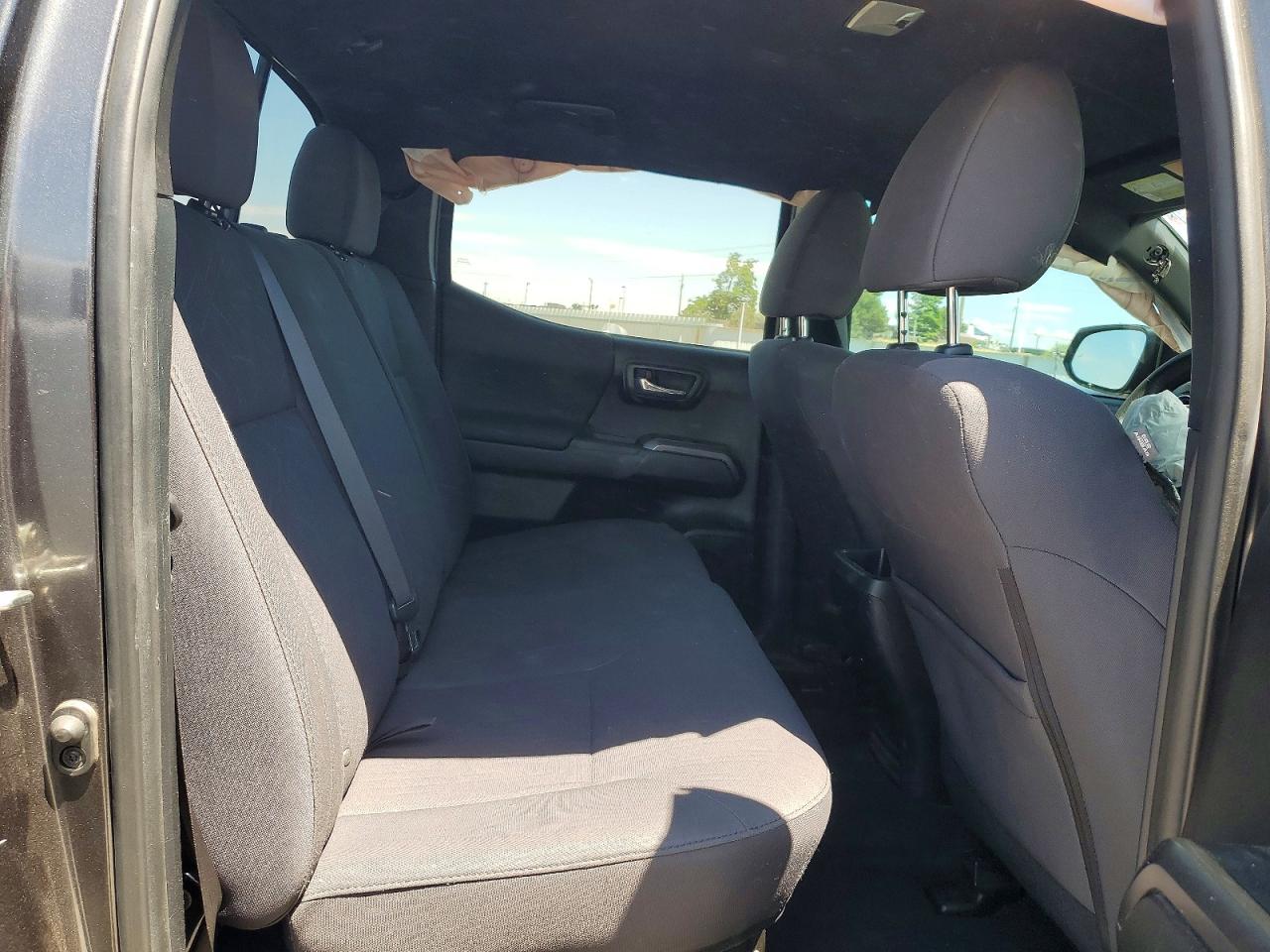 2018 Toyota Tacoma Trd Off-road Charcoal vin: 3TMCZ5AN2JM152158
