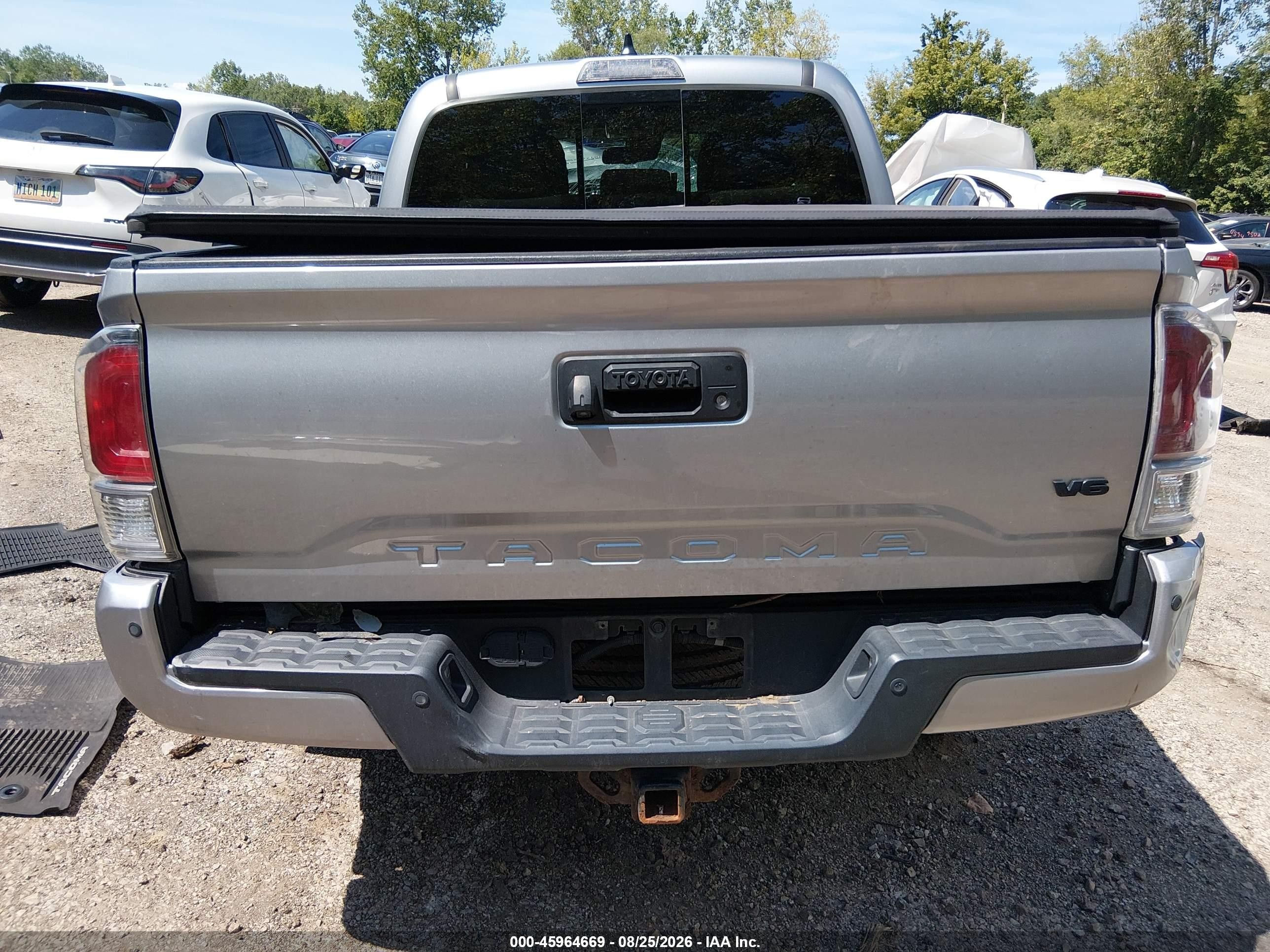 2020 Toyota Tacoma Trd Sport Серебряный vin: 3TMCZ5AN2LM367042