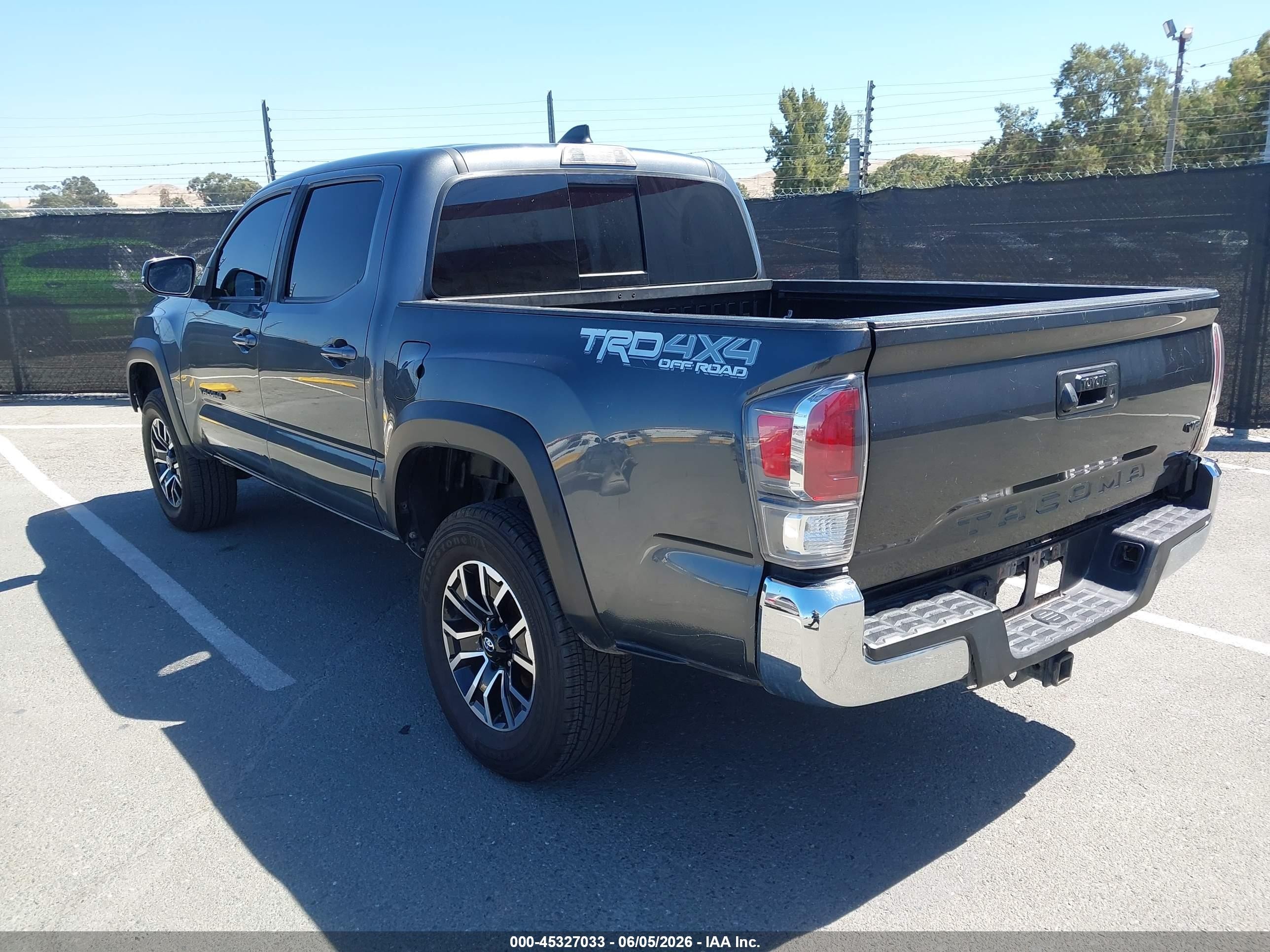 2023 Toyota Tacoma Trd Off Road Gray vin: 3TMCZ5AN2PM553301