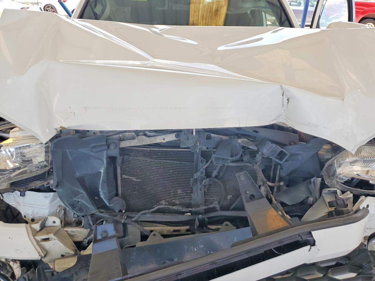 2021 Toyota Tacoma Trd Off-road White vin: 3TMCZ5AN3MM406643