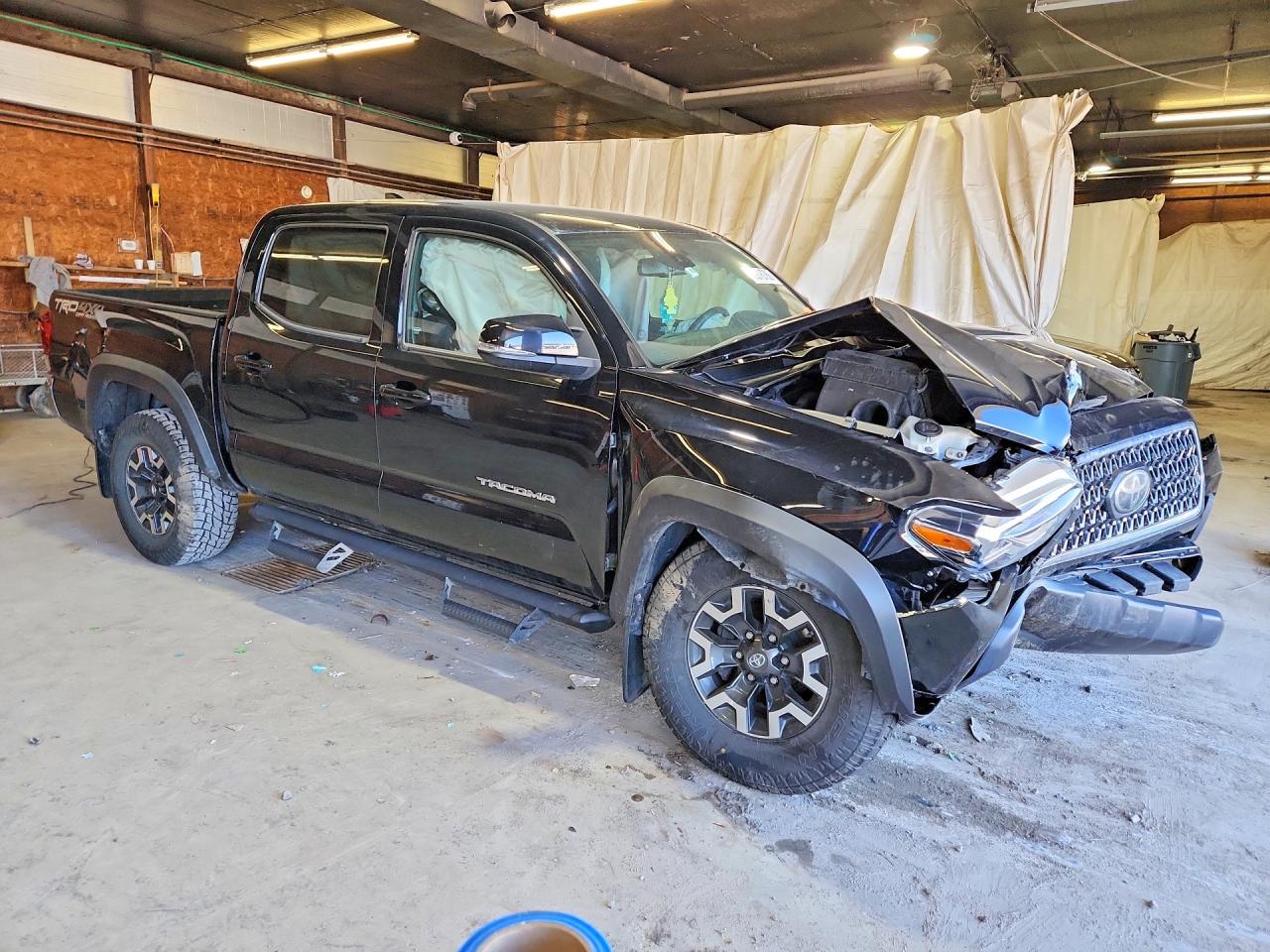 2018 Toyota Tacoma Trd Off-road Black vin: 3TMCZ5AN4JM133384