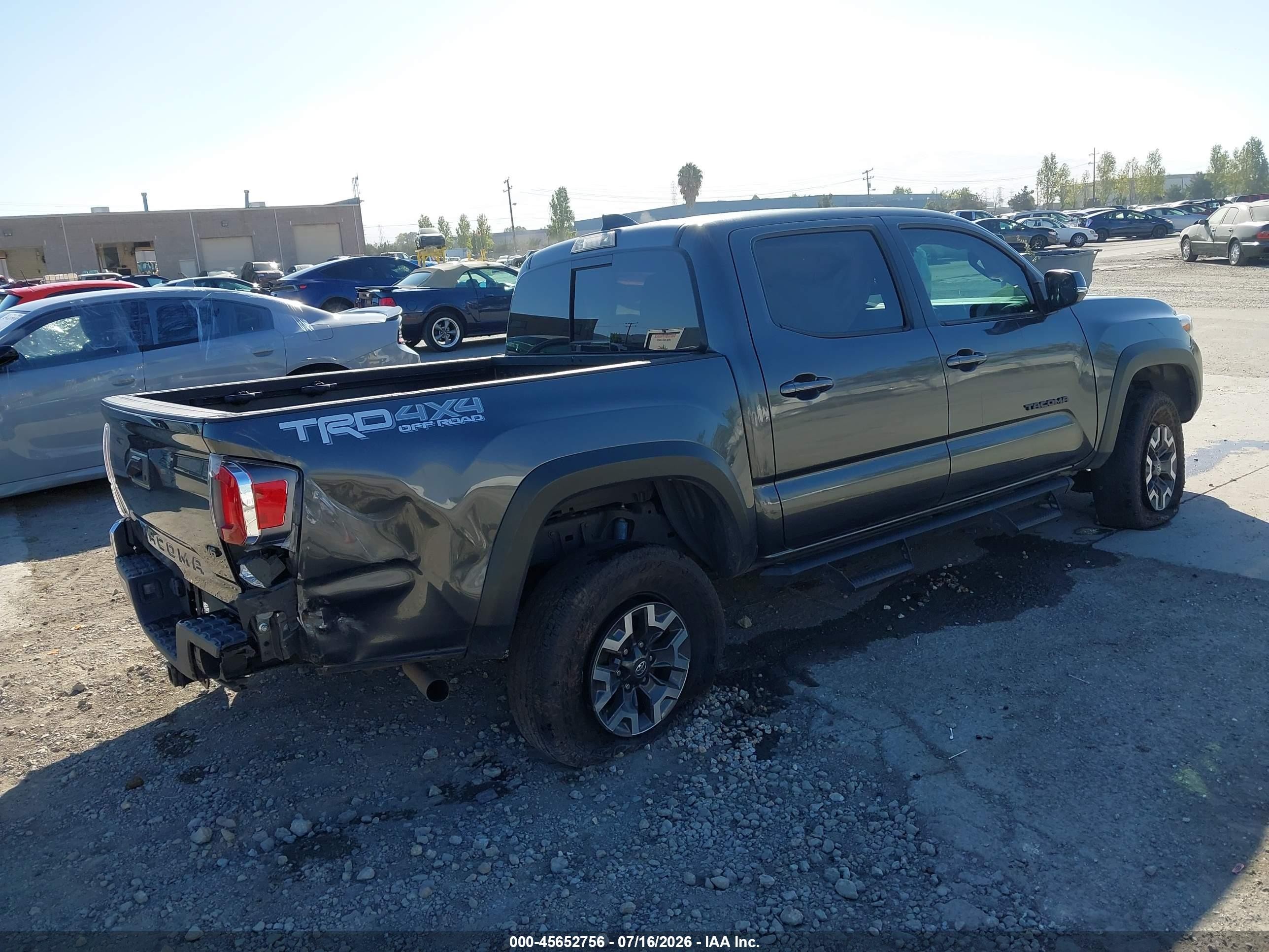 2023 Toyota Tacoma Trd Off Road Gray vin: 3TMCZ5AN4PM548102