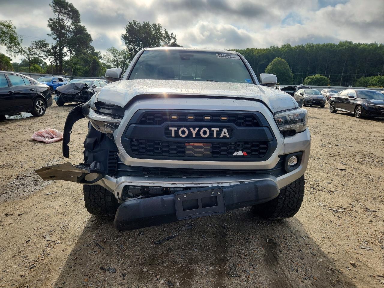 2023 Toyota Tacoma Trd Off-road Silver vin: 3TMCZ5AN4PM557883