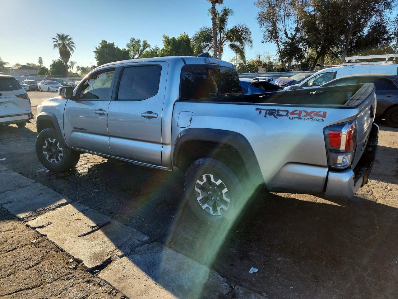 2023 Toyota Tacoma Trd Off-road Silver vin: 3TMCZ5AN4PM583870