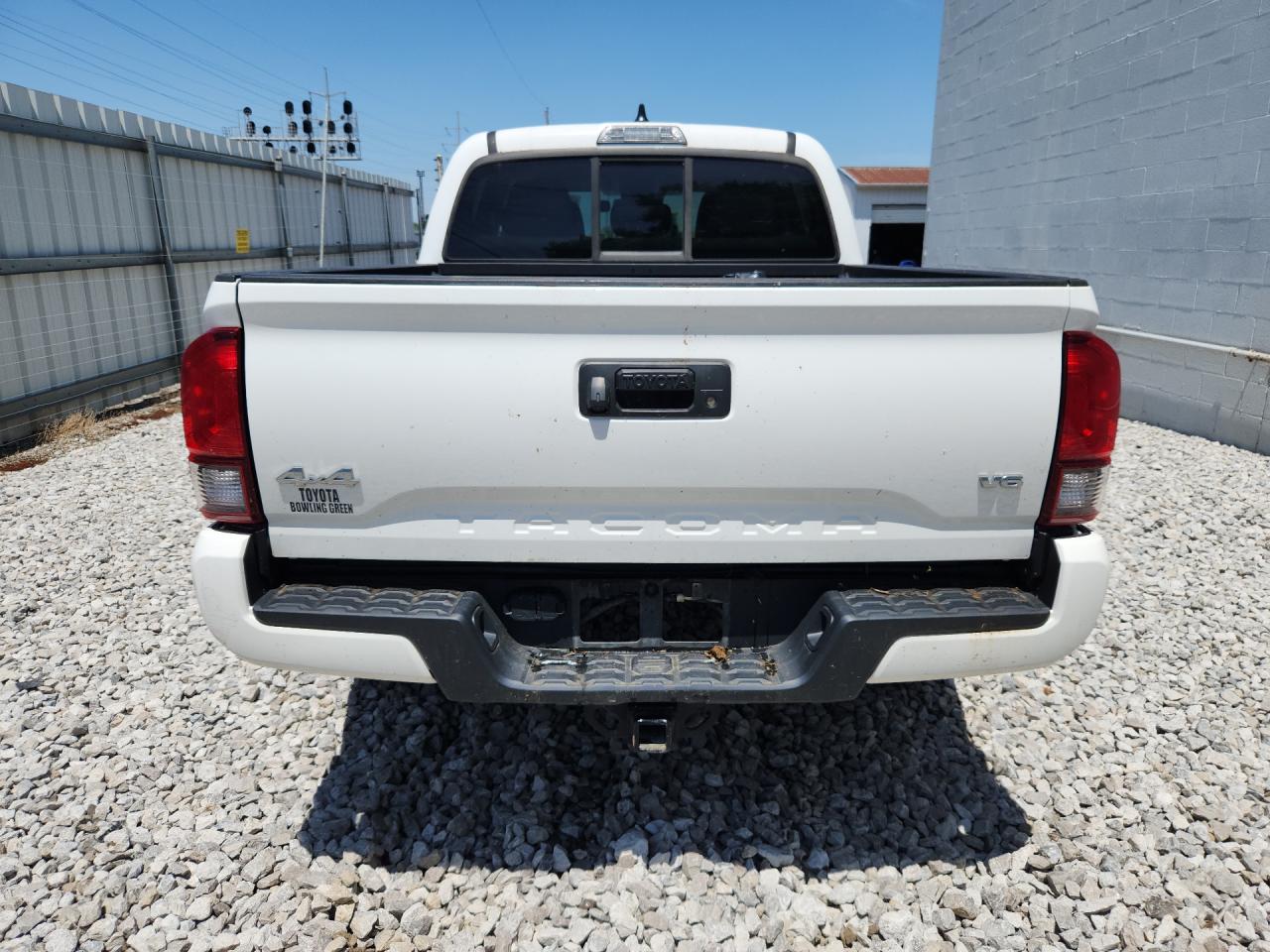 2023 Toyota Tacoma Sr V6 White vin: 3TMCZ5AN4PM652363 Damage: Tailgate, Chipped, 4