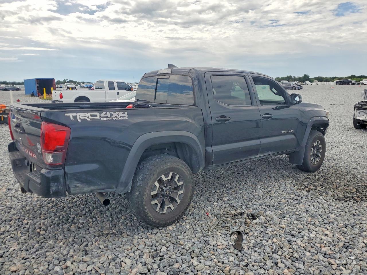 2019 Toyota Tacoma Trd Off-road Black vin: 3TMCZ5AN5KM229977